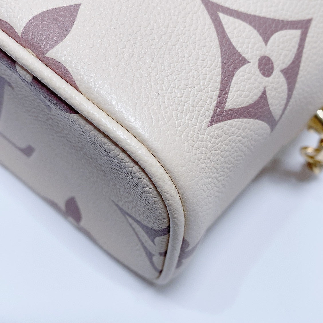 Louis Vuitton - Vanity PM - Grained leather - Beige with mauve pattern - (small)