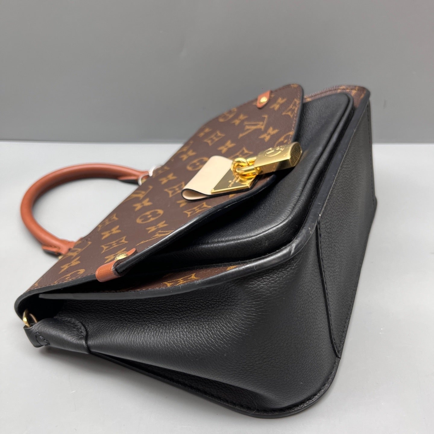 Louis Vuitton - Vaugirard - Leather - Brown - (medium)