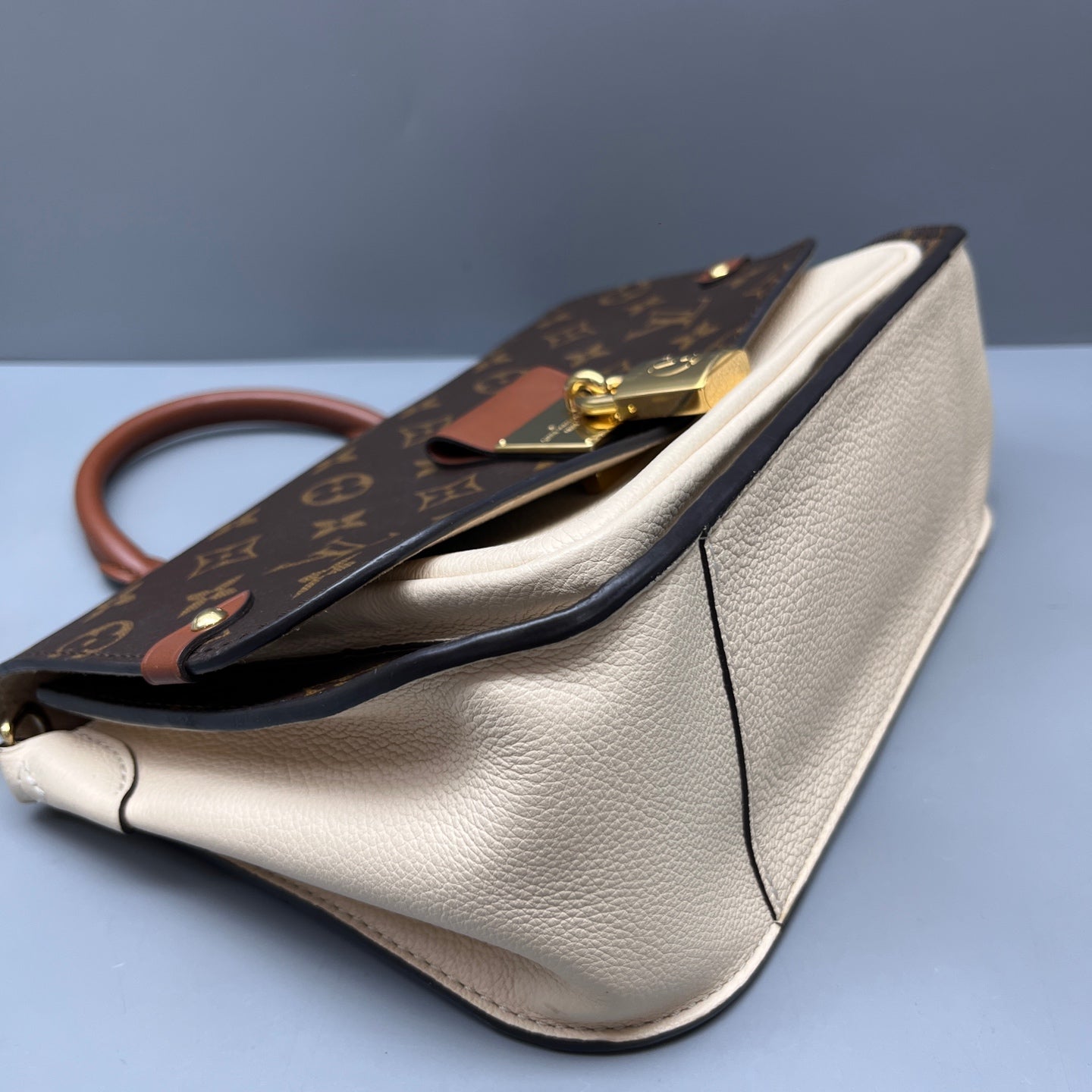 Louis Vuitton - Vaugirard - Leather - Multicolour - (medium)