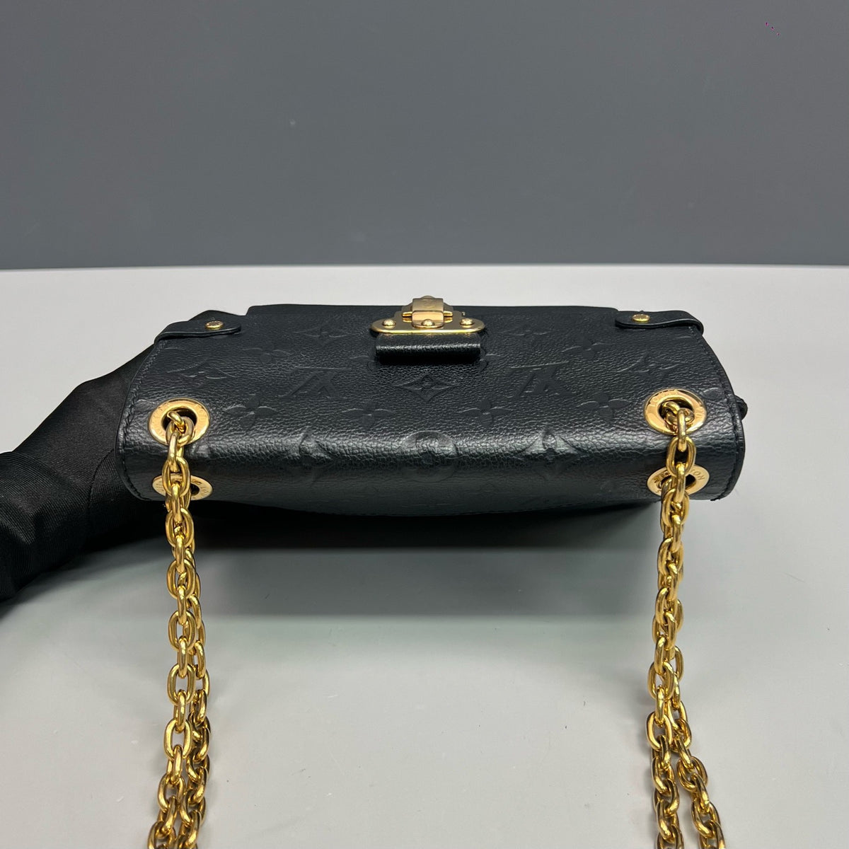Louis Vuitton - Vavin BB - Leather - Black - (Small)