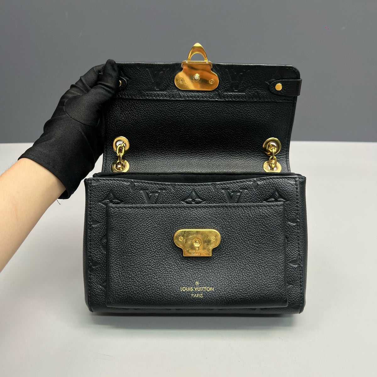 Louis Vuitton - Vavin BB - Leather - Black - (Small)