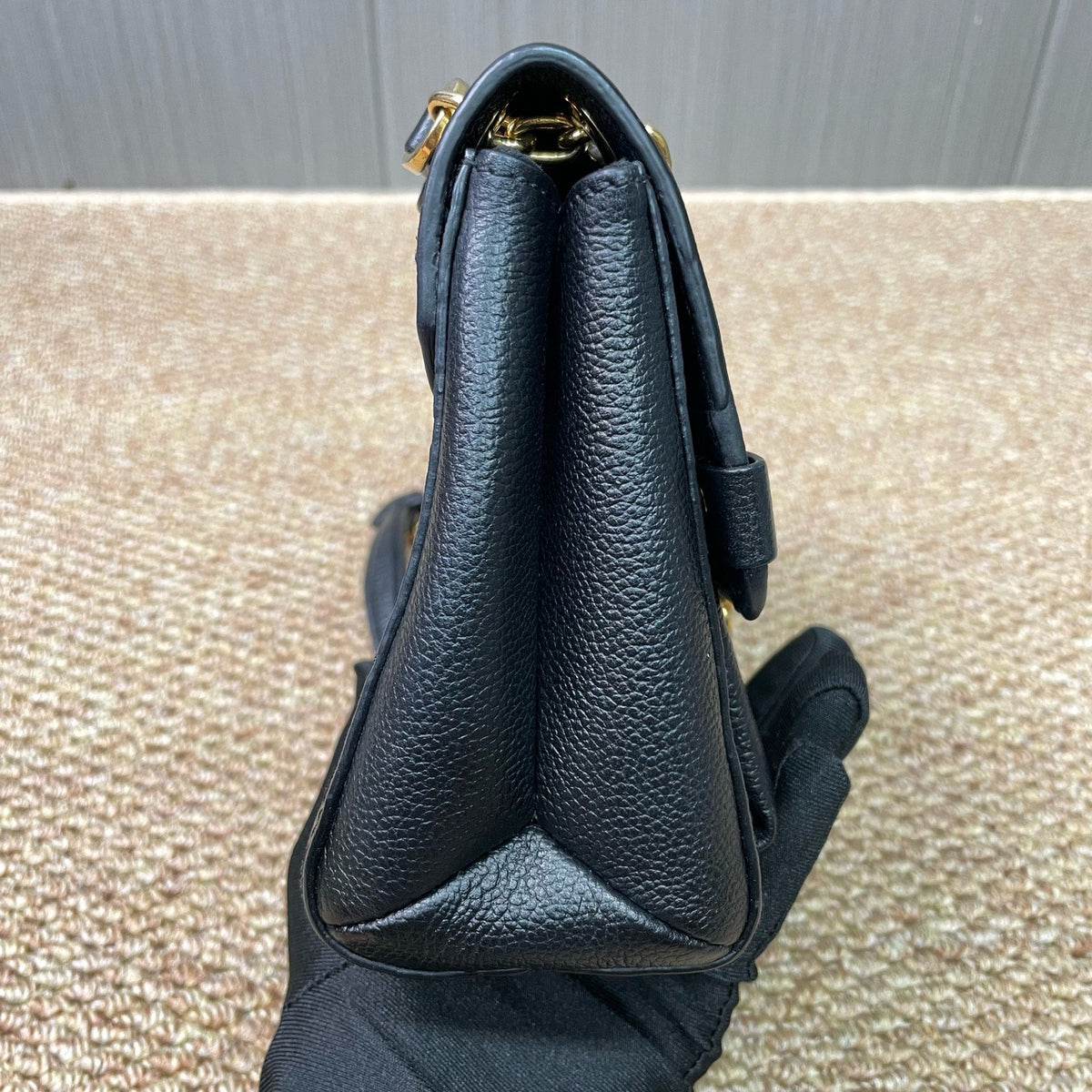 Louis Vuitton - Vavin BB - Leather - Black - (Small)