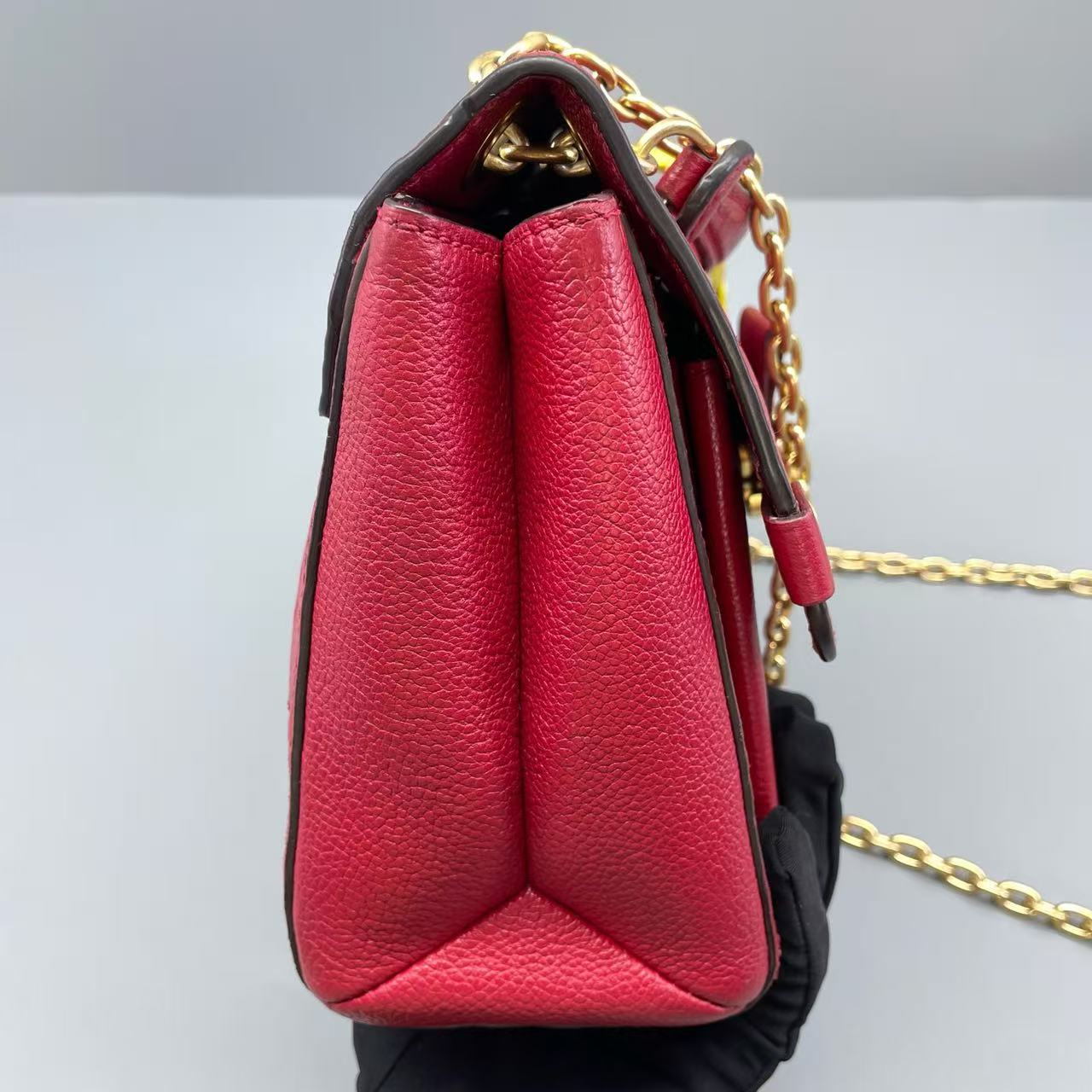Louis Vuitton - Vavin - Embossed Monogram Grained Leather - Red - (medium)