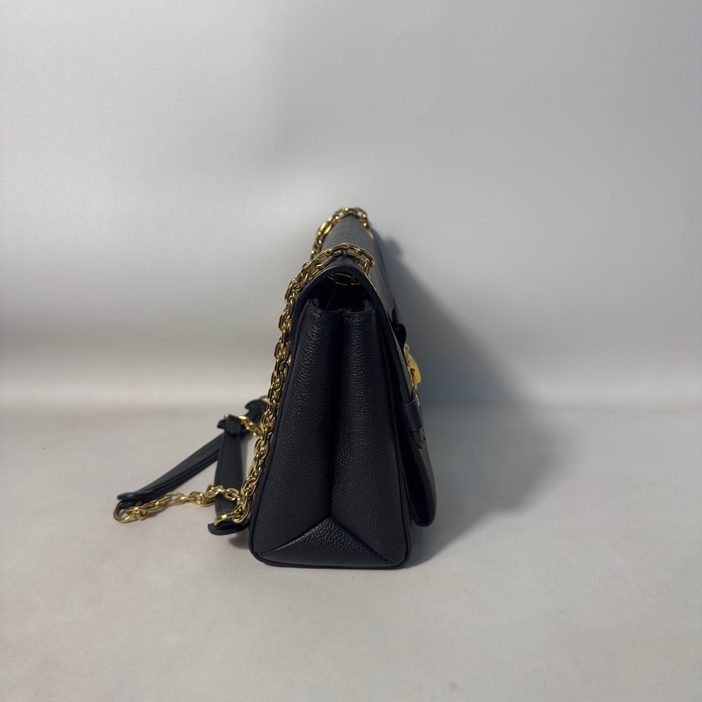 Louis Vuitton - Vavin - Leather - Black - (medium)