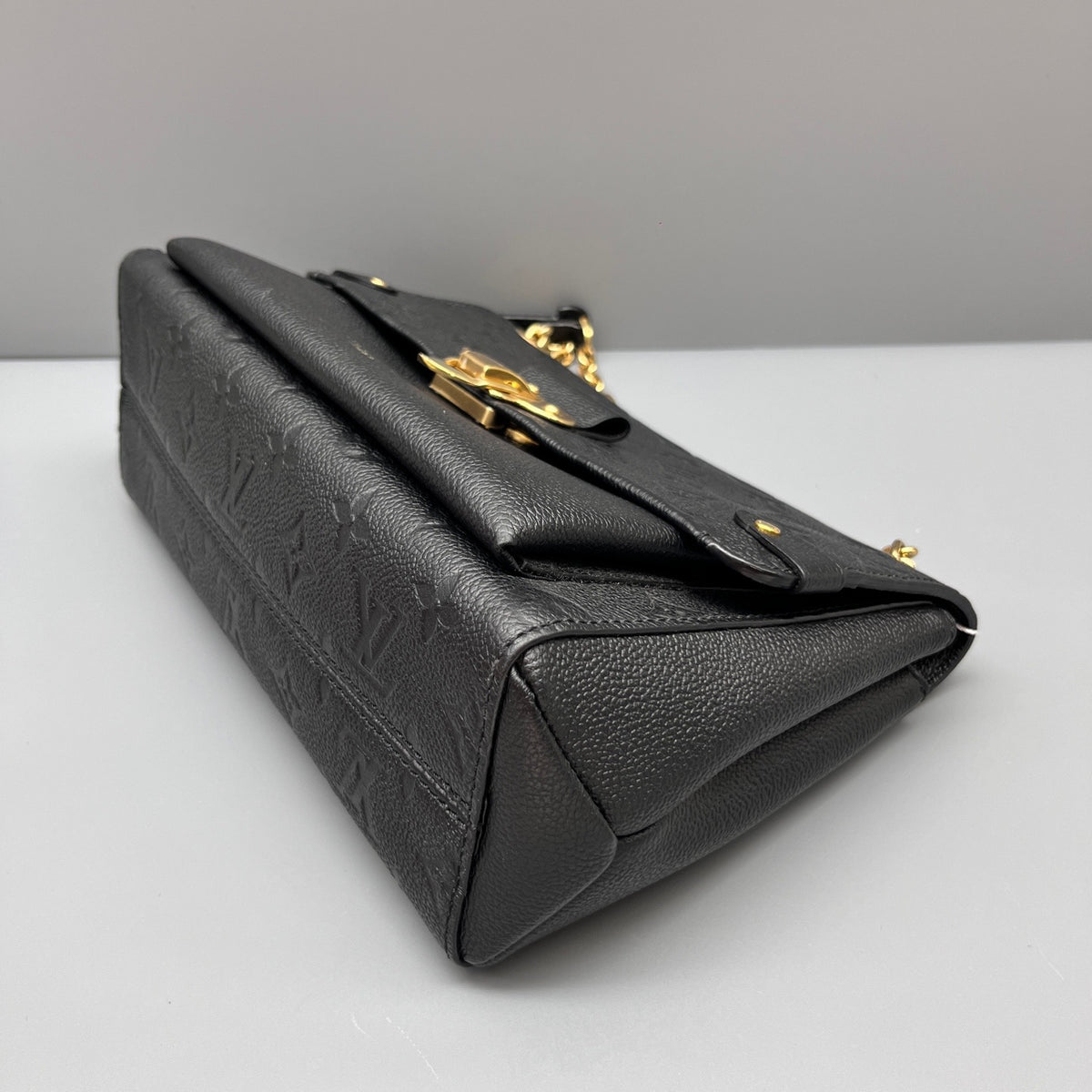 Louis Vuitton - Vavin - Leather - Black - (medium)