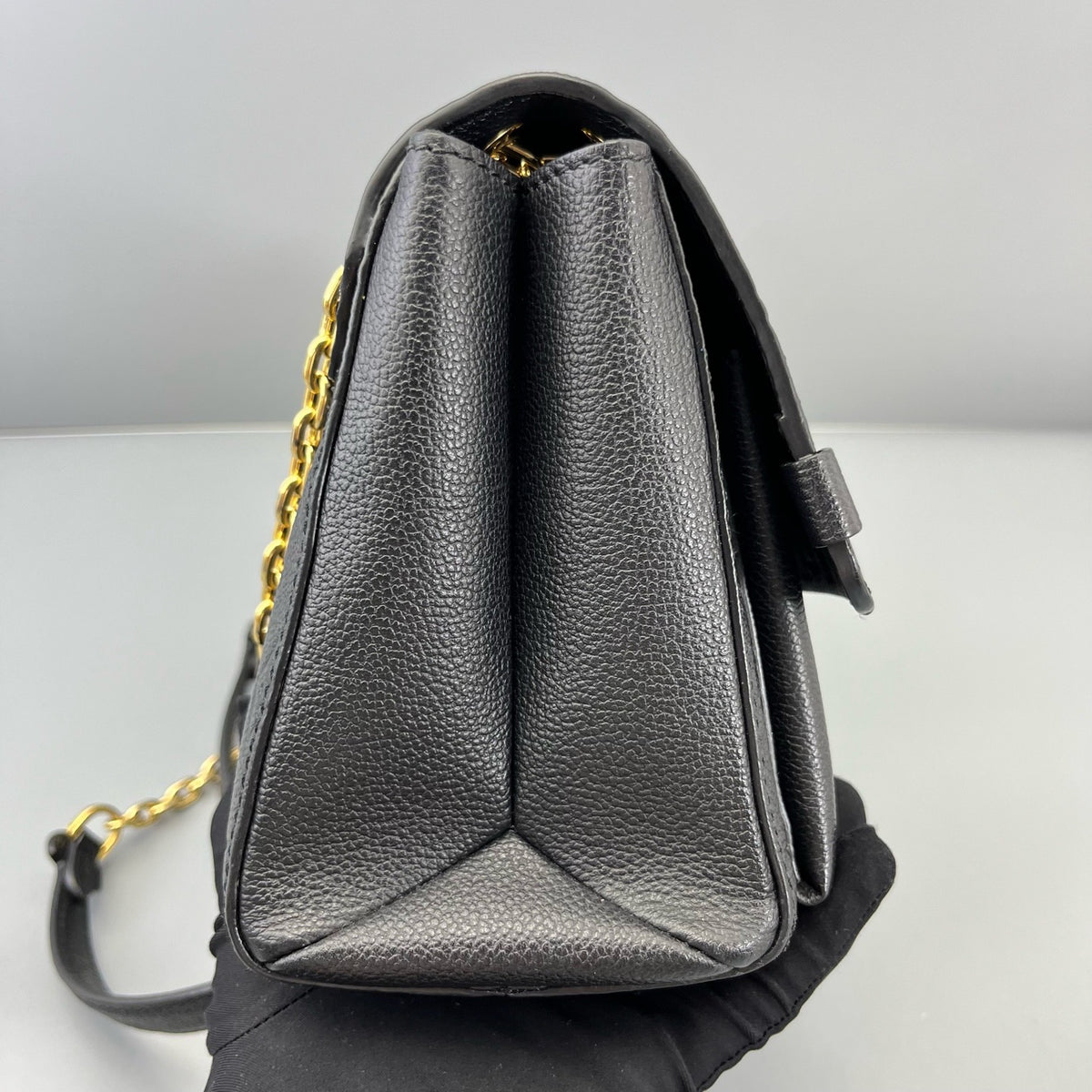 Louis Vuitton - Vavin - Leather - Black - (medium)