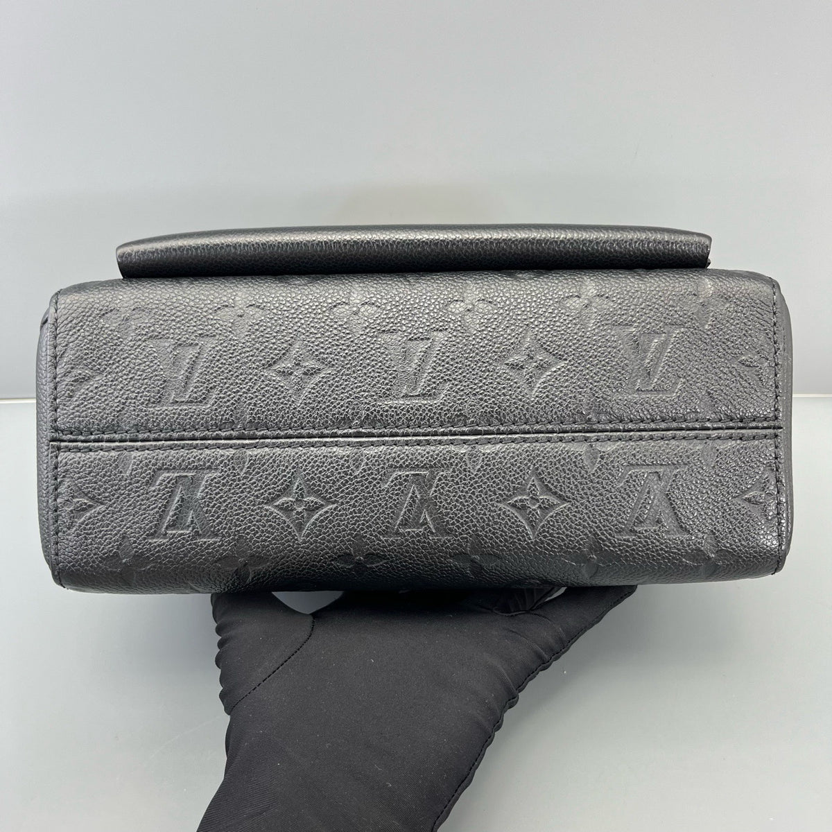 Louis Vuitton - Vavin - Leather - Black - (medium)
