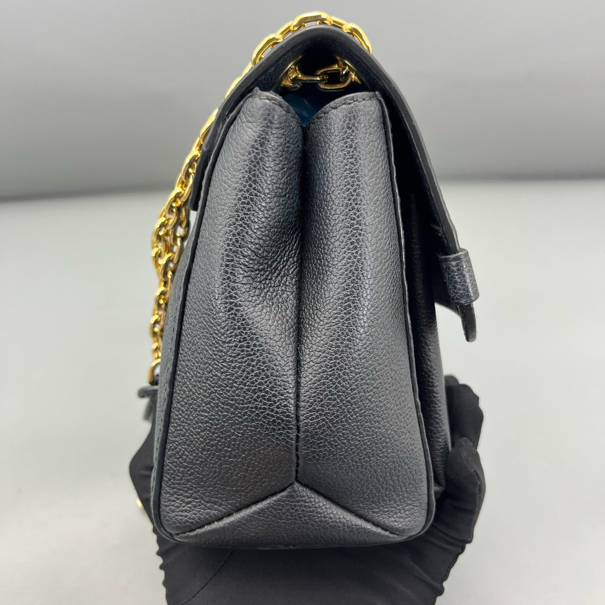 Louis Vuitton - Vavin - Leather - Black - (medium)