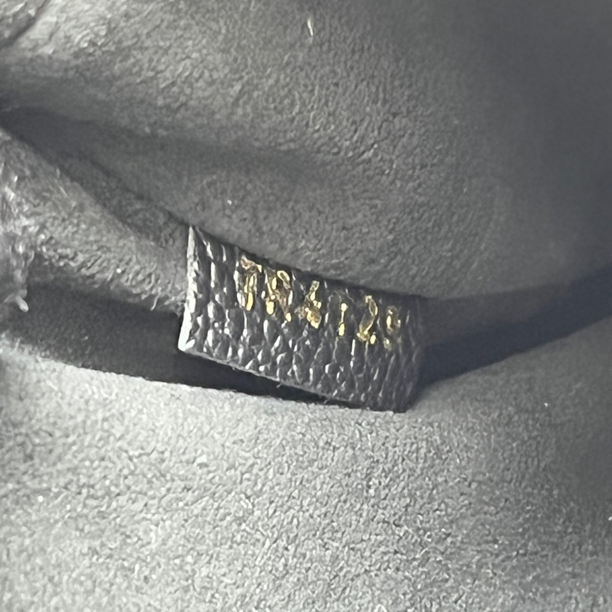 Louis Vuitton - Vavin - Leather - Black - (medium)