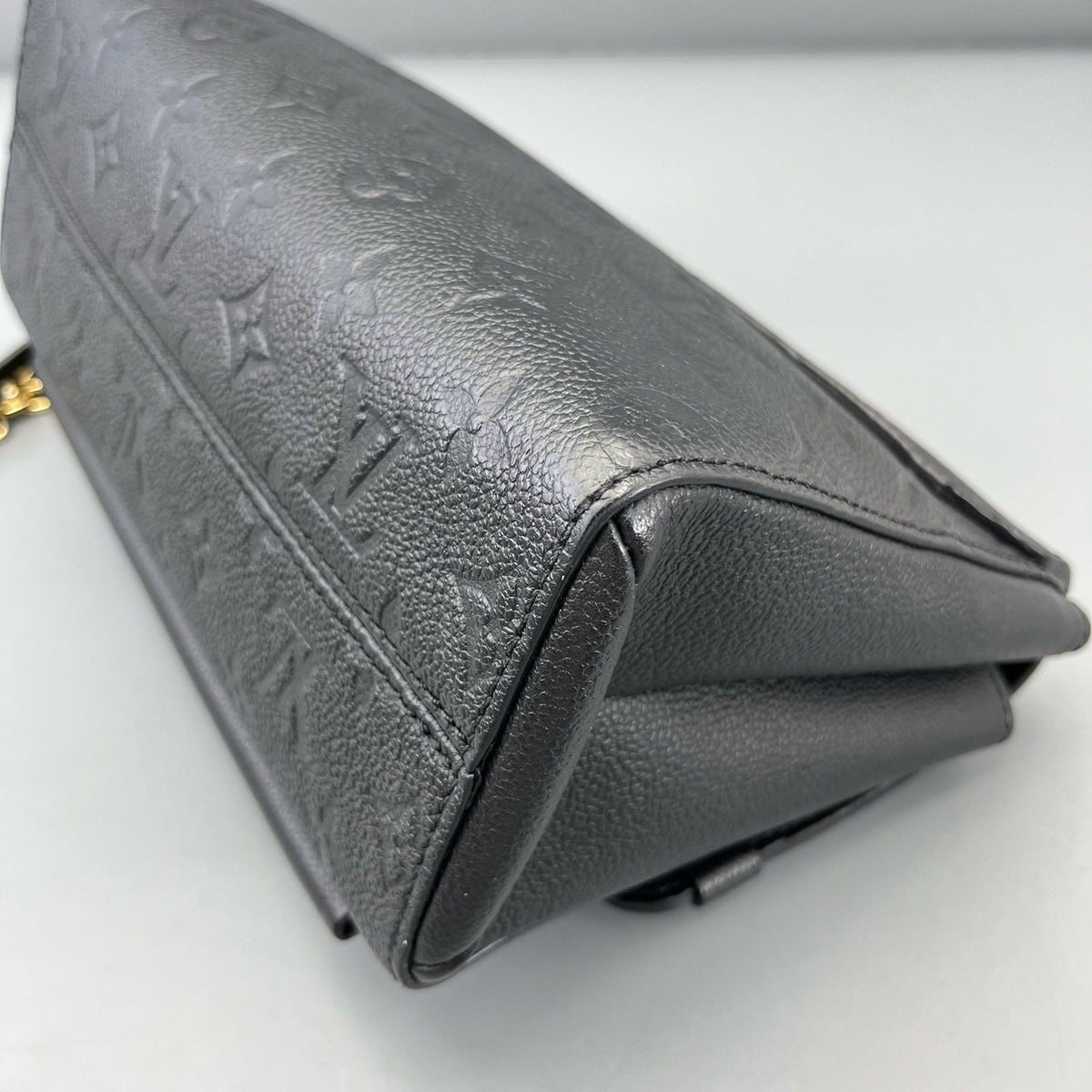 Louis Vuitton - Vavin - Leather - Black - (medium)