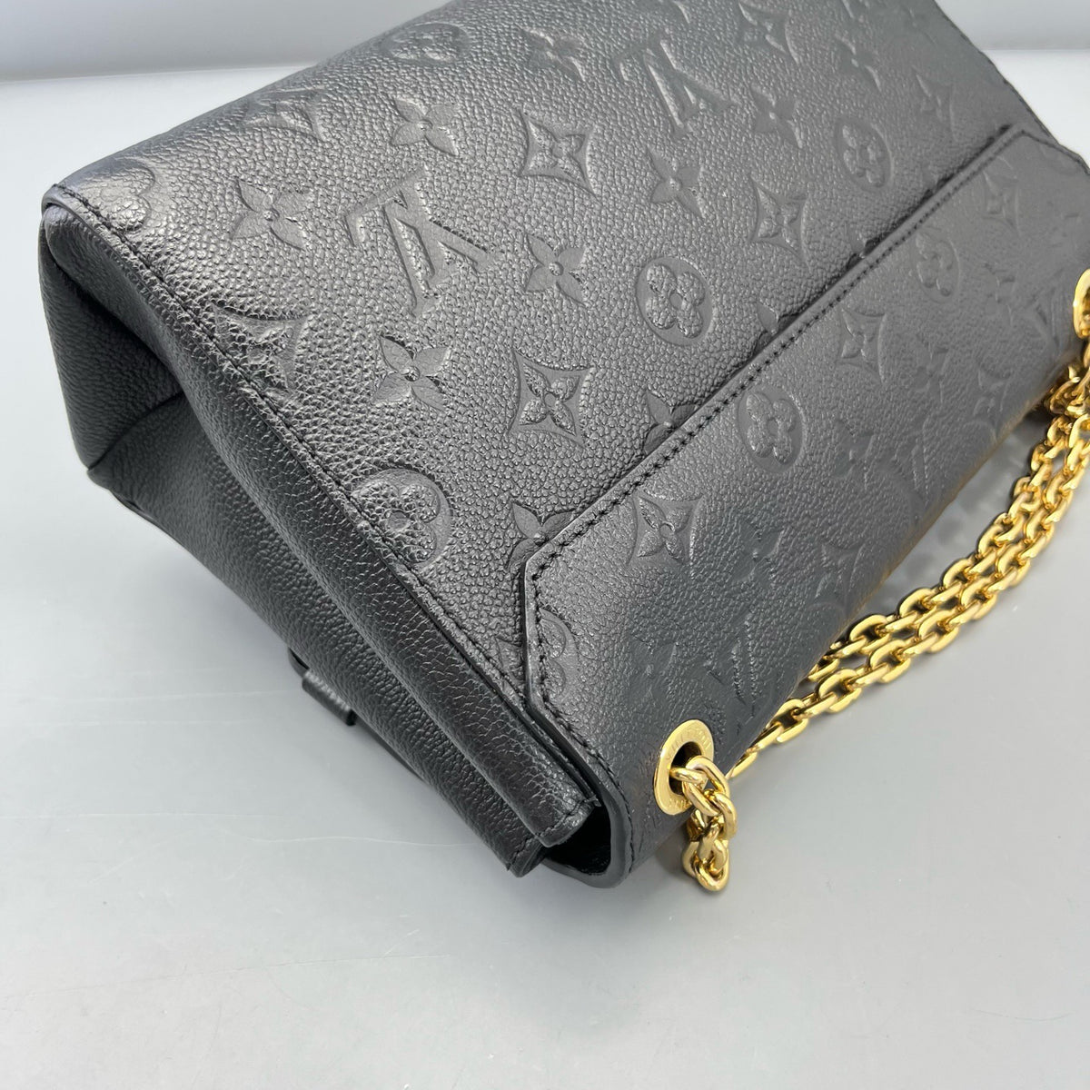 Louis Vuitton - Vavin - Leather - Black - (medium)