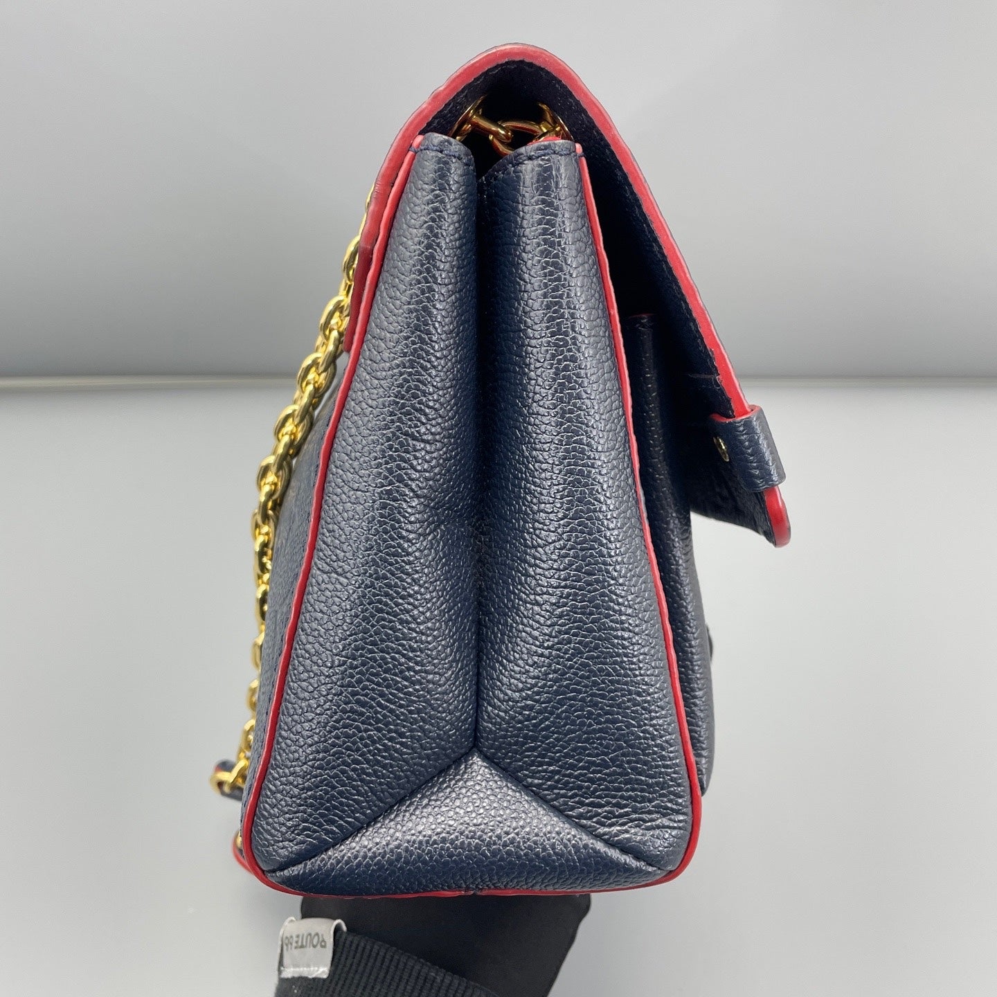 Louis Vuitton - Vavin - Leather - Navy - (Medium)