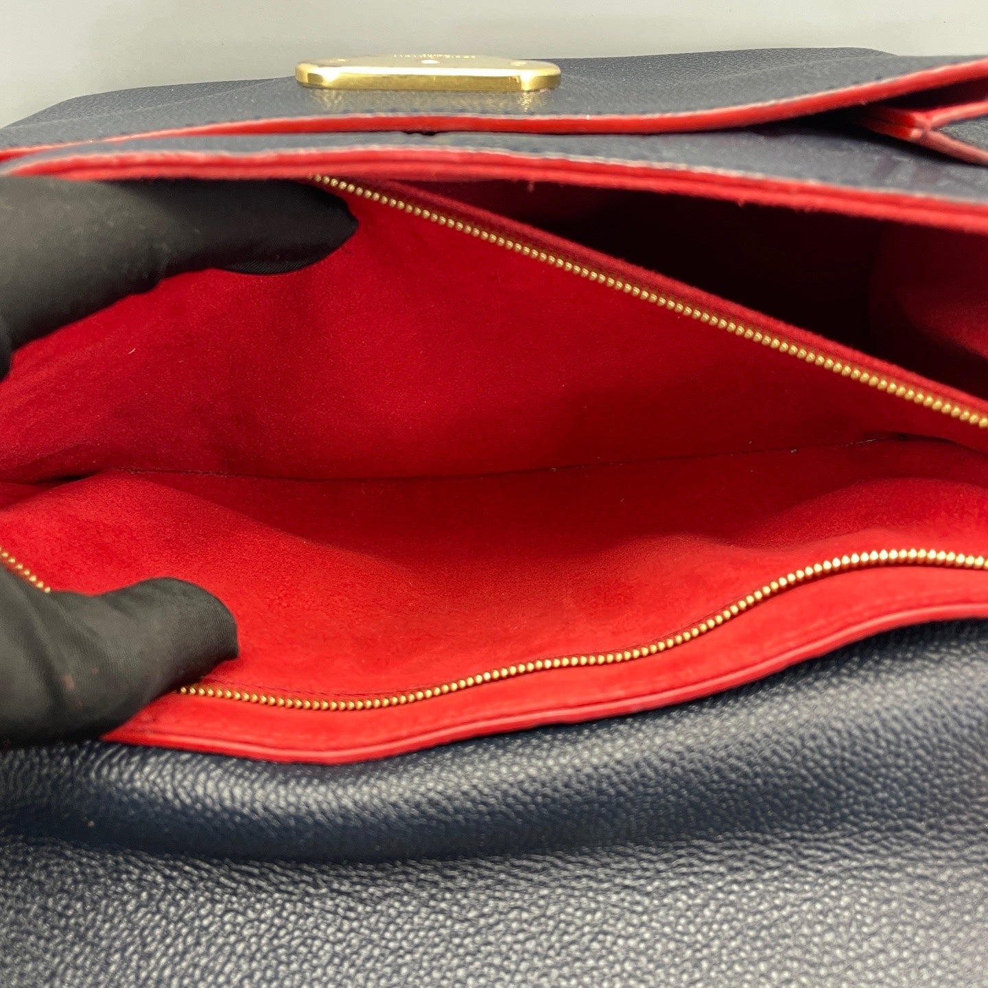 Louis Vuitton - Vavin - Leather - Navy - (Medium)