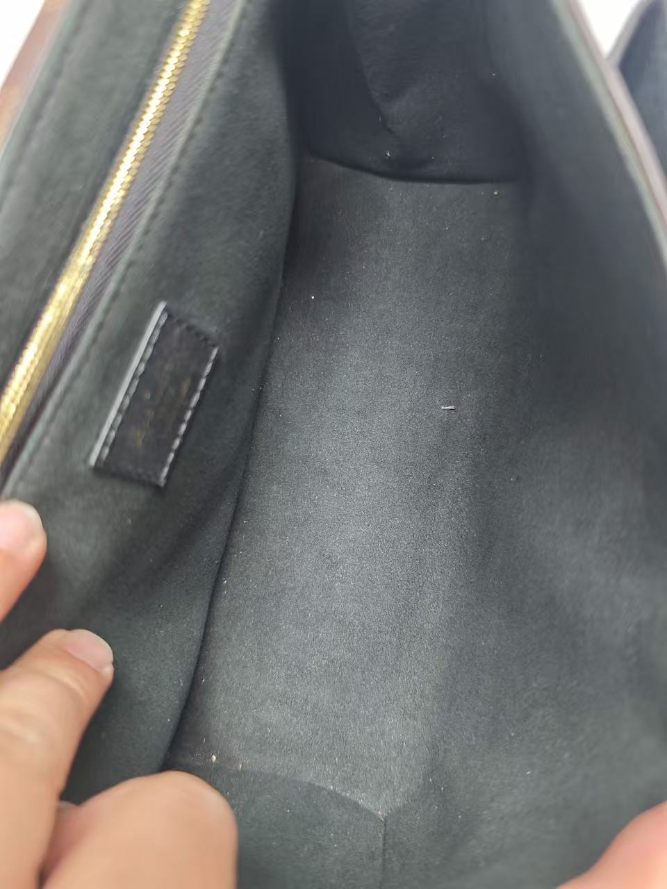 Louis Vuitton - Vavin Medium - Damier Ebene coated canvas and grained leather - Brown and Black with Gold-Tone Hardware - (Medium)