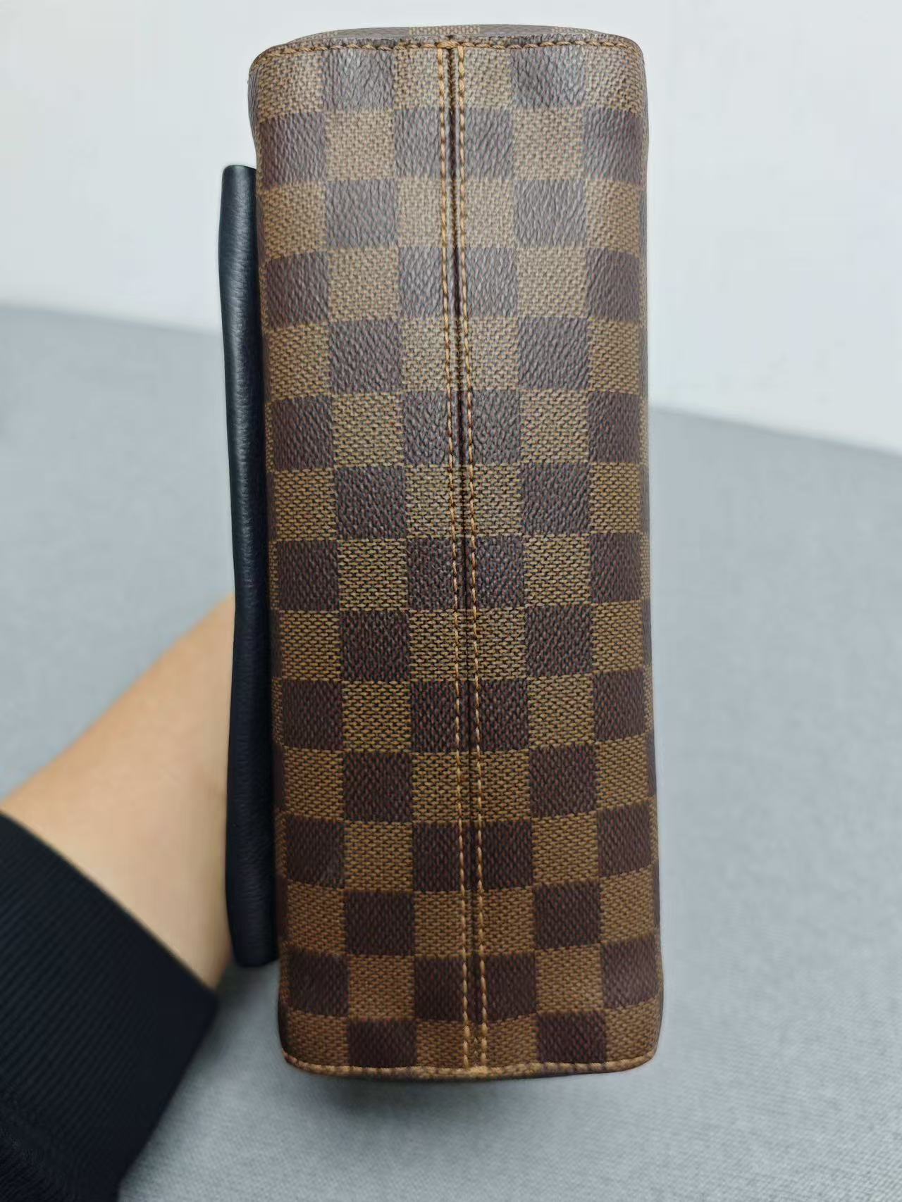 Louis Vuitton - Vavin Medium - Damier Ebene coated canvas and grained leather - Brown and Black with Gold-Tone Hardware - (Medium)