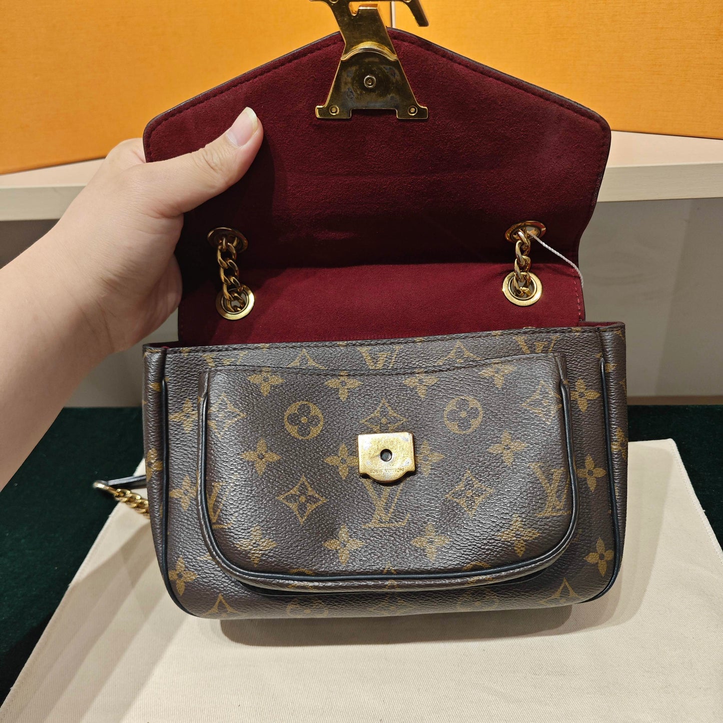 Louis Vuitton - Vavin PM - Monogram coated canvas with leather trim - Brown - (Small)
