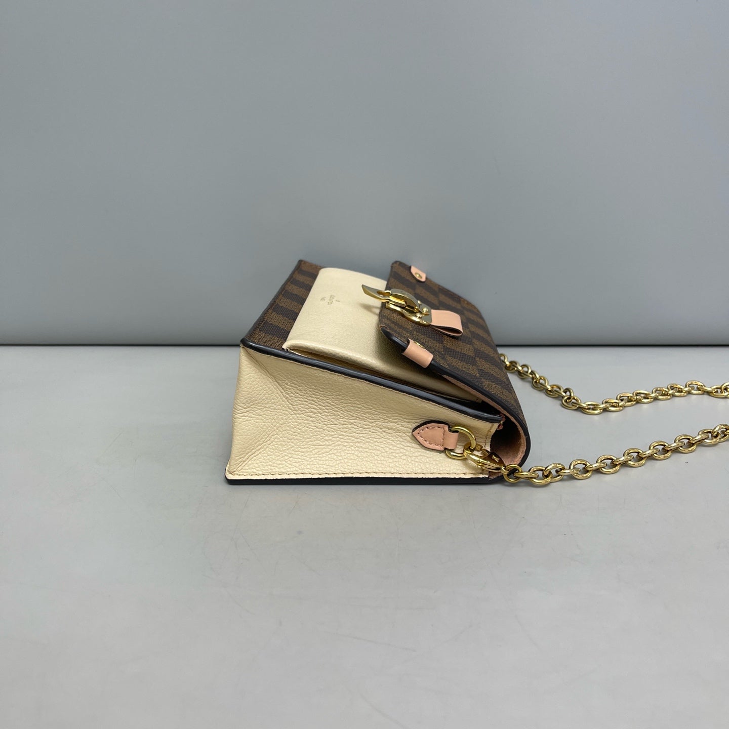 Louis Vuitton - Vavin WOC - Leather - Beige - (mini)