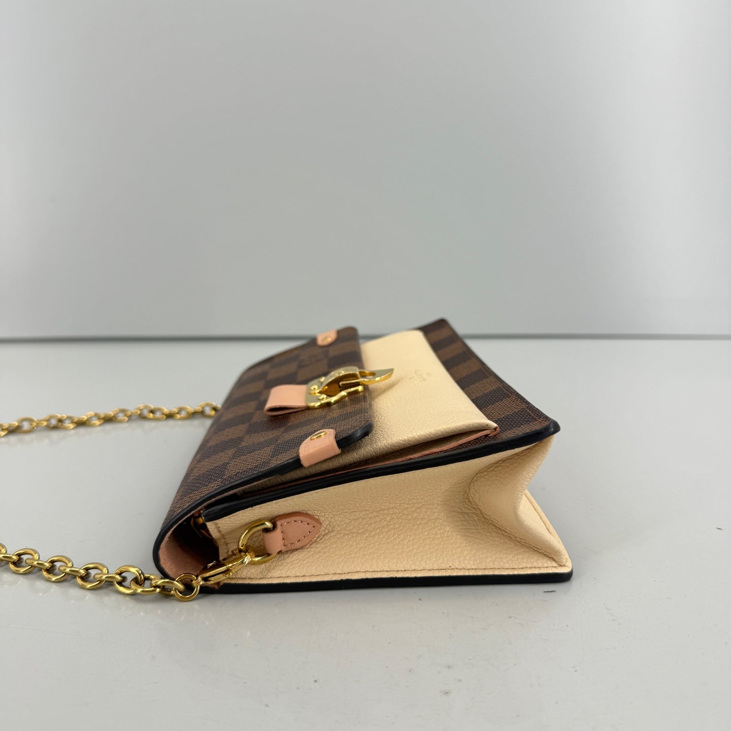 Louis Vuitton - Vavin WOC - Leather - Beige - (mini)