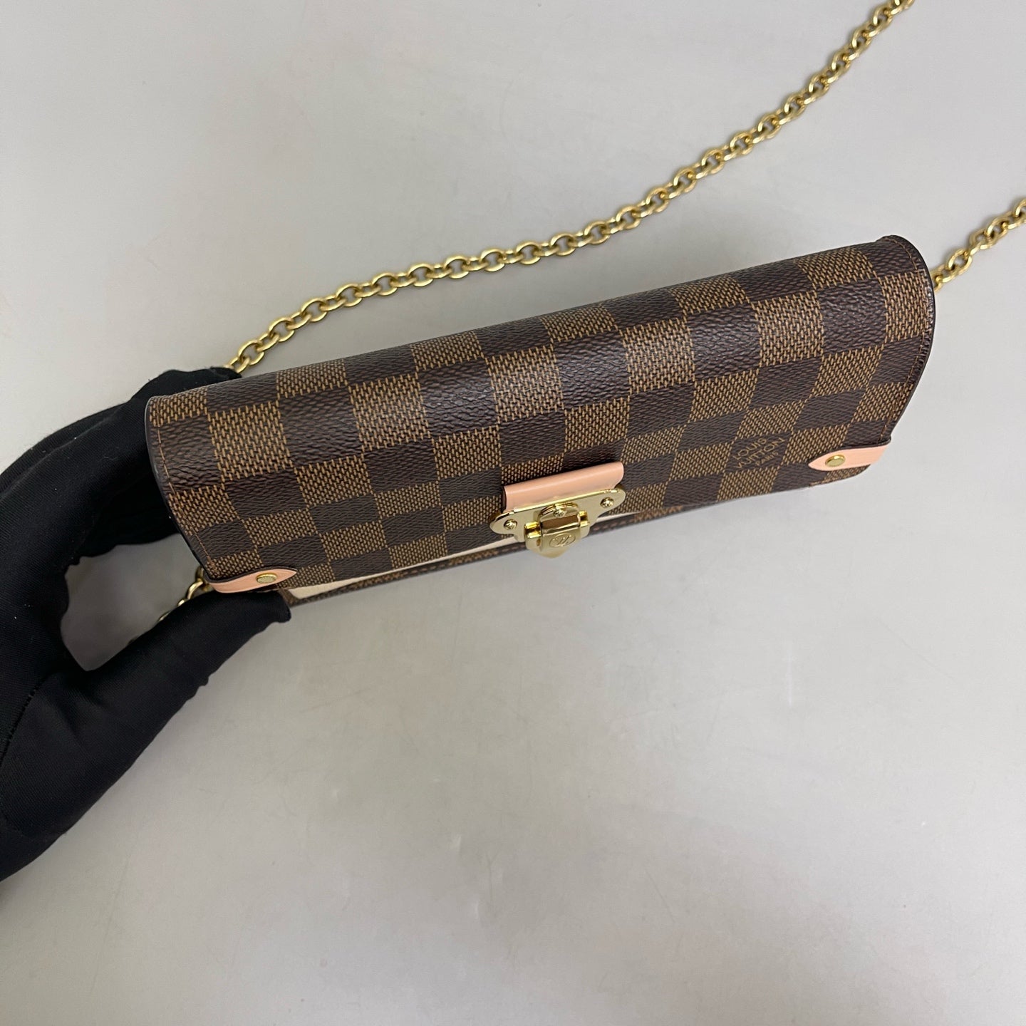 Louis Vuitton - Vavin WOC - Leather - Beige - (mini)
