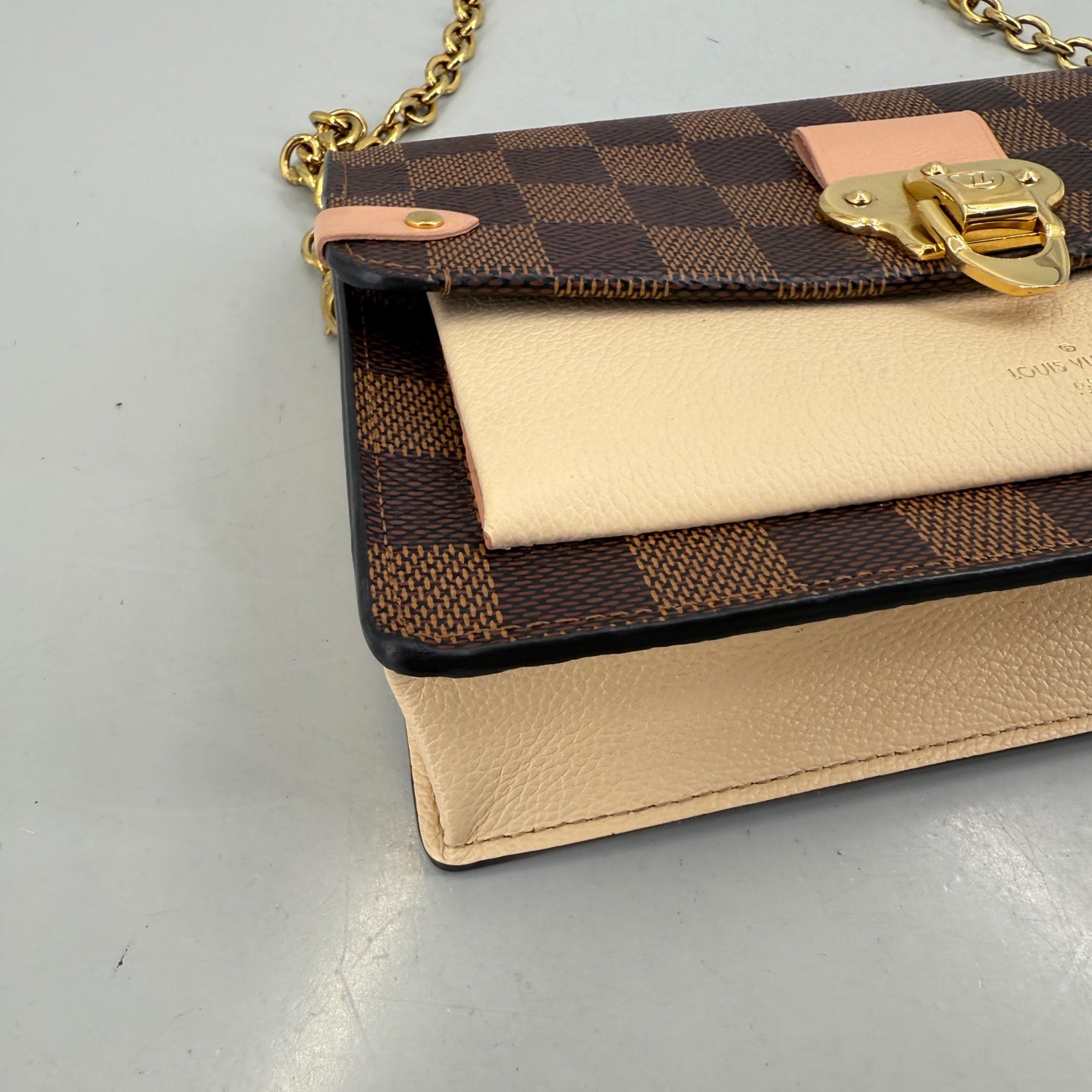 Louis Vuitton - Vavin WOC - Leather - Beige - (mini)