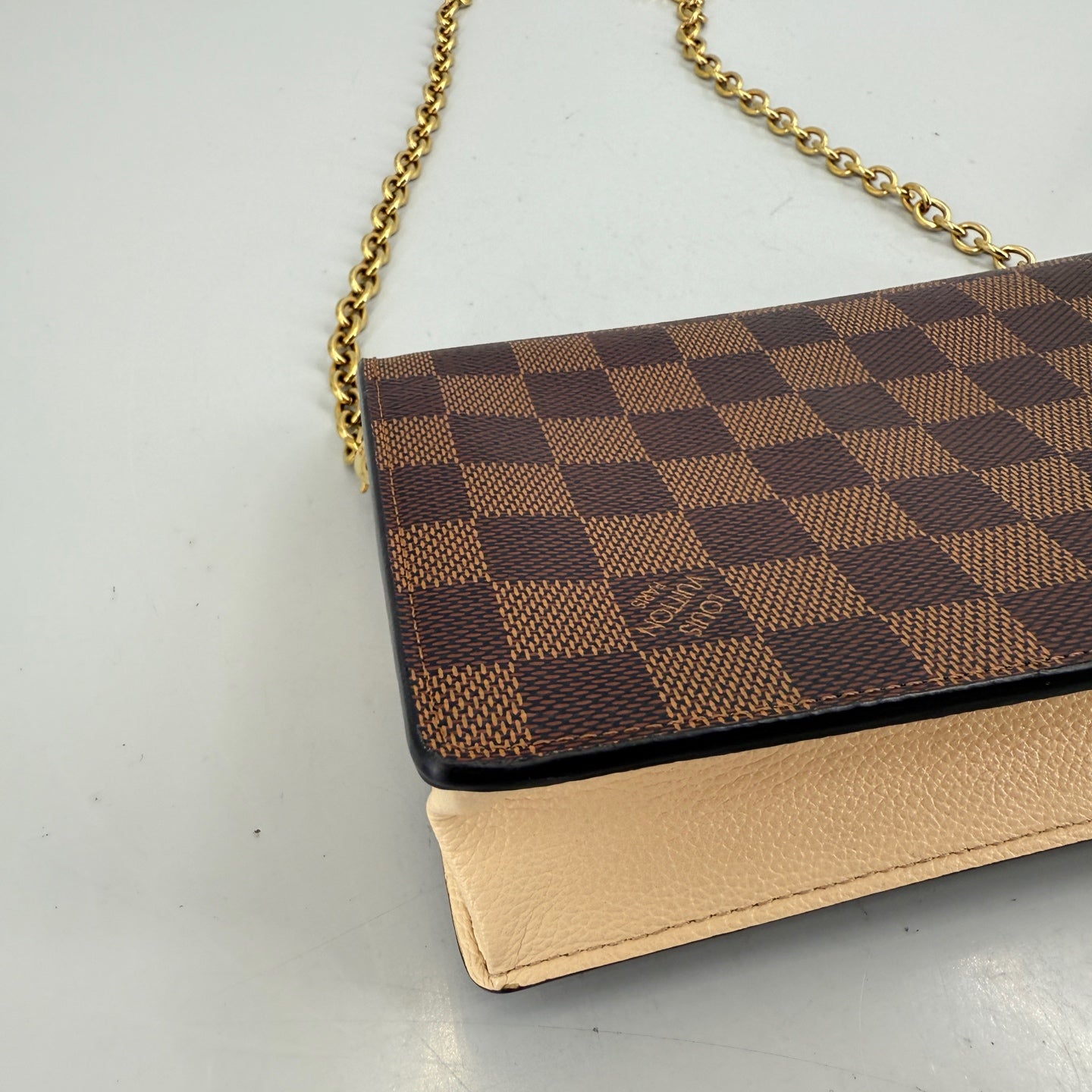 Louis Vuitton - Vavin WOC - Leather - Beige - (mini)