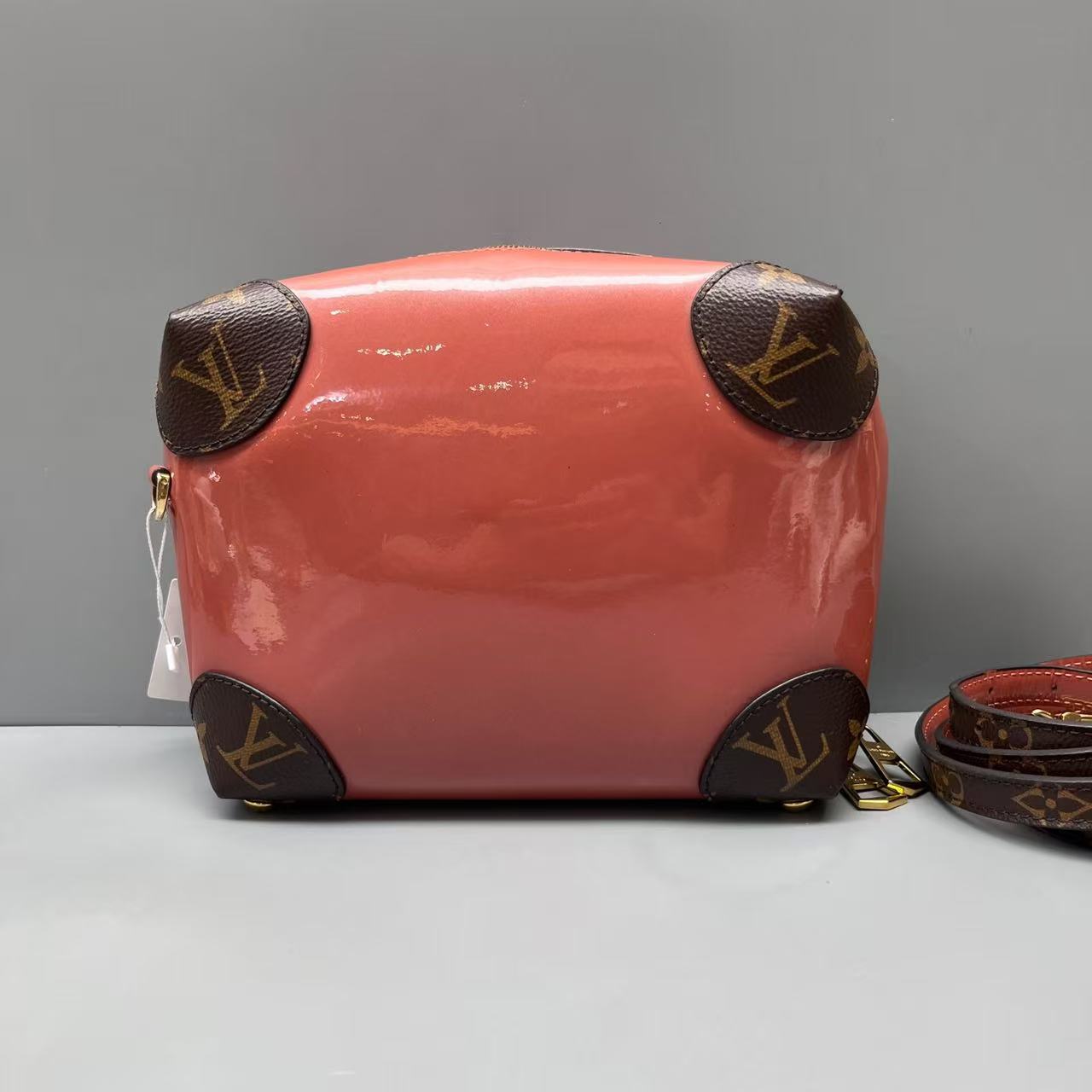 Louis Vuitton - Venice Soft Box Bag - Patent leather and Monogram coated canvas - Coral Pink with Brown accents - (Mini)