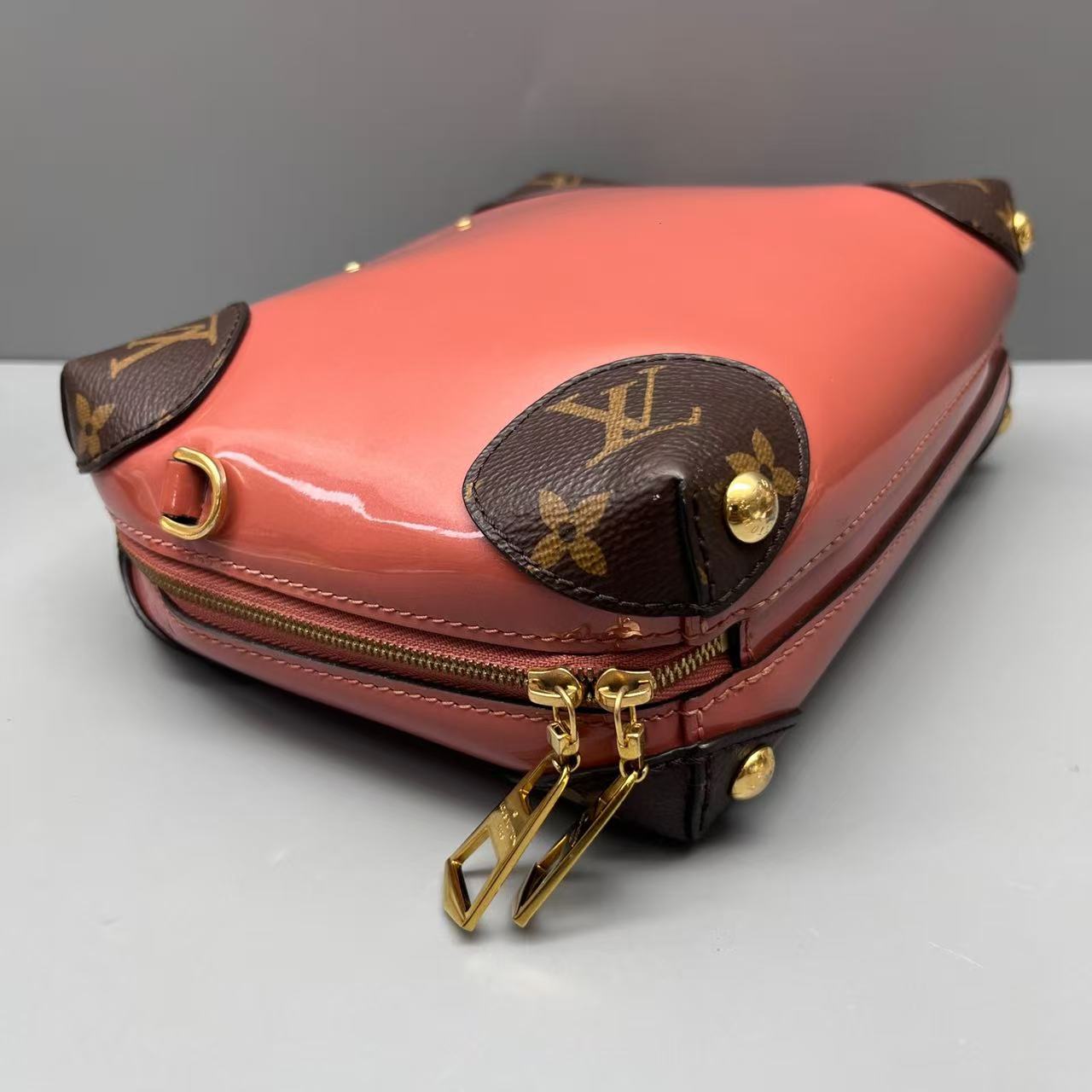 Louis Vuitton - Venice Soft Box Bag - Patent leather and Monogram coated canvas - Coral Pink with Brown accents - (Mini)