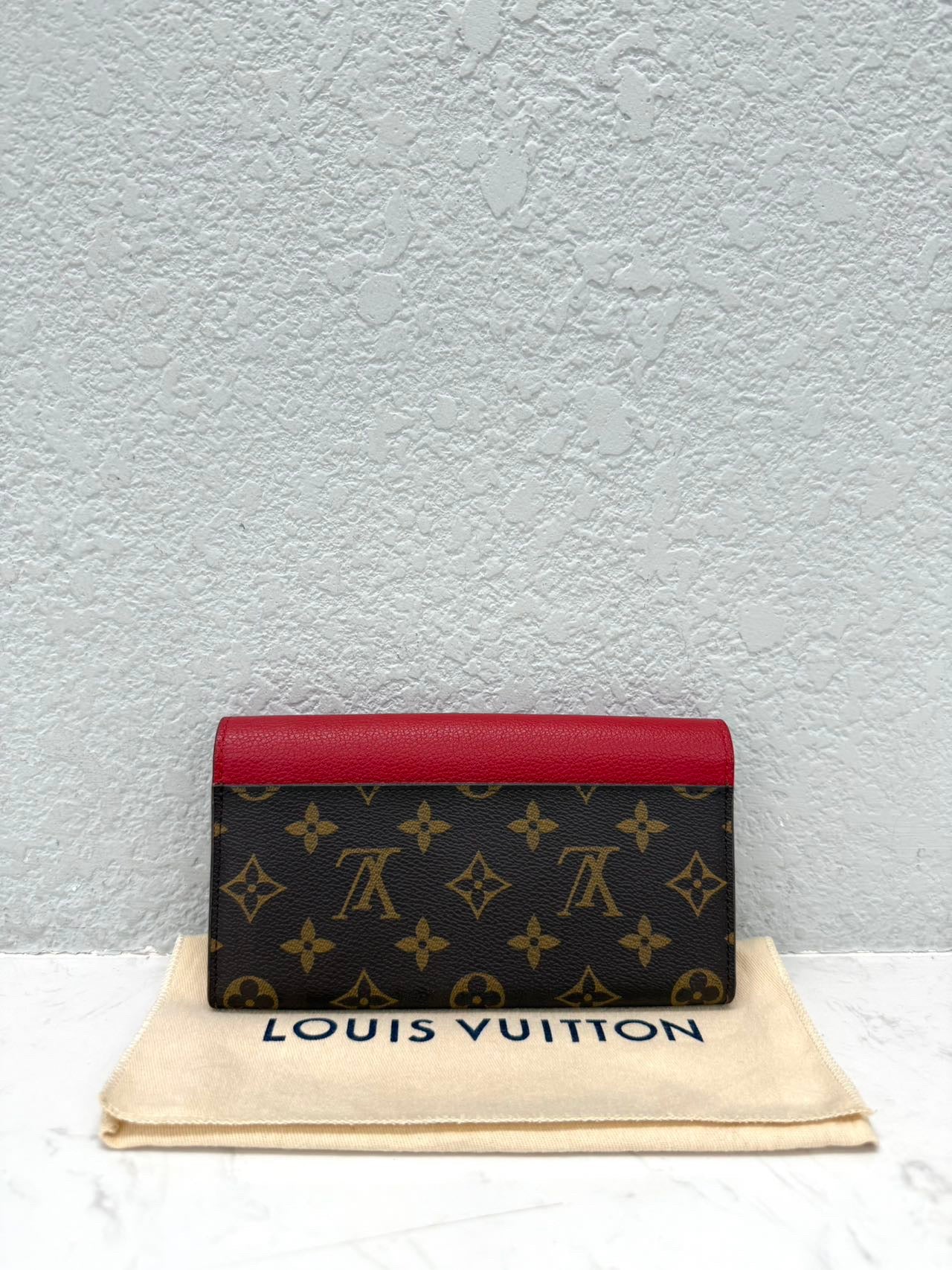 Louis Vuitton - Venus - Monogram canvas and grained leather - Red and Brown - (Medium)