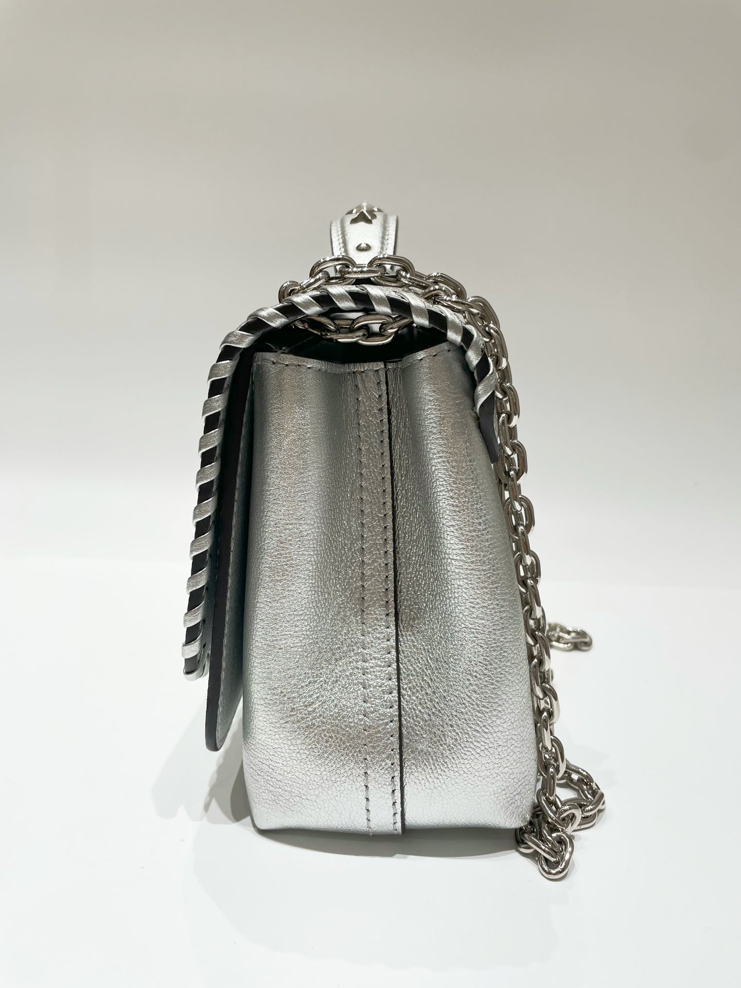 Louis Vuitton - Very Chain - Leather - Silver - (medium)