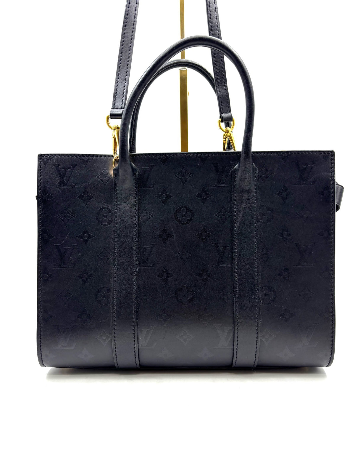 Louis Vuitton - Very Tote - Leather - Black