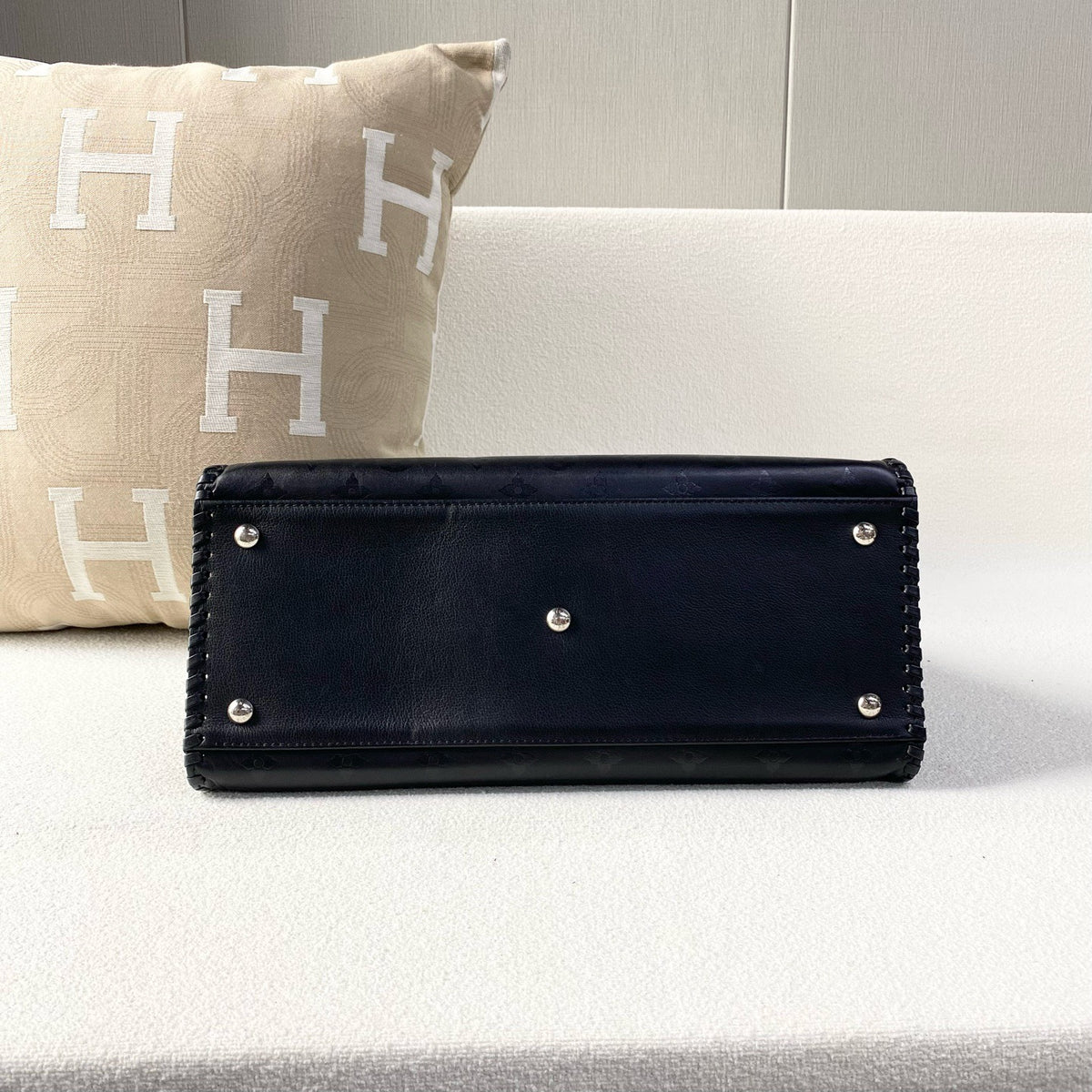 Louis Vuitton - Very Tote - Leather - Black - (medium)
