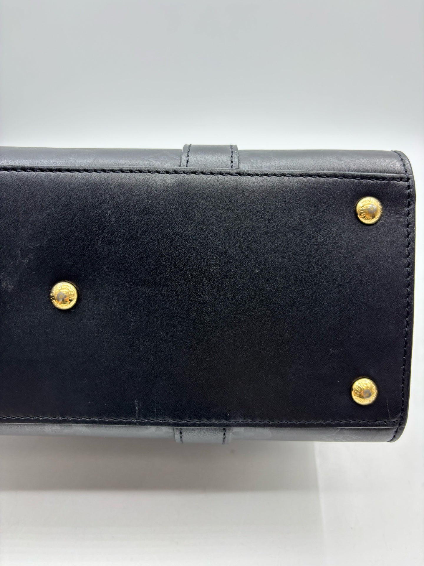 Louis Vuitton - Very Tote - Leather - Black - (medium)