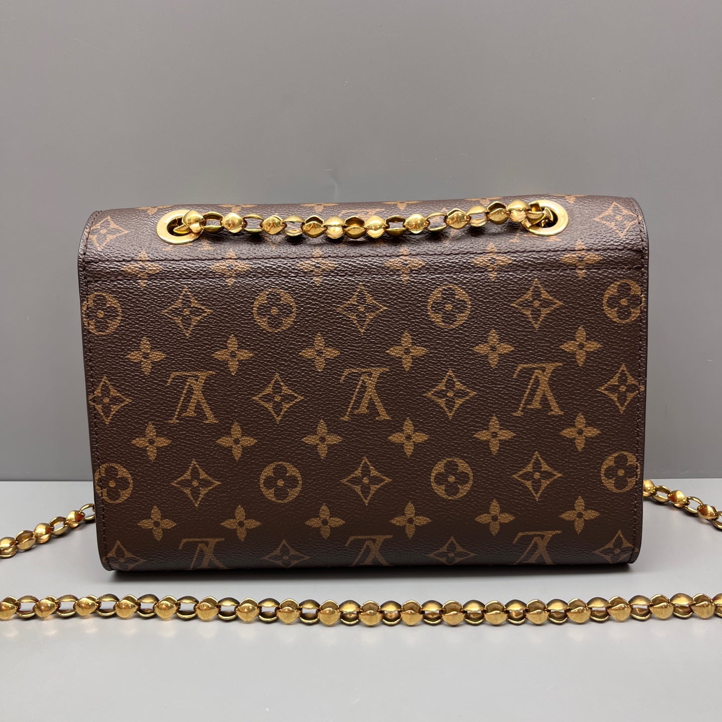 Louis Vuitton - Victoire - Leather - Multicolour - (medium)