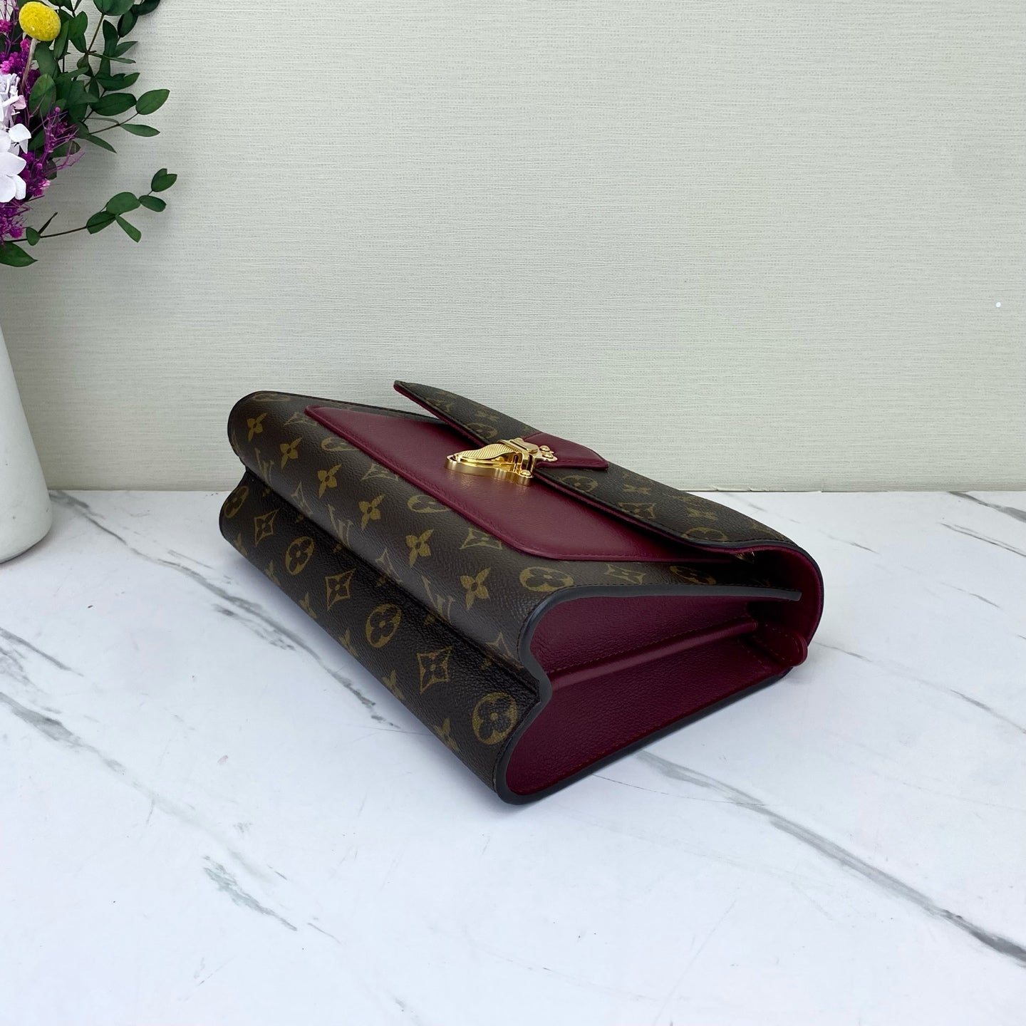 Louis Vuitton - Victoire - Leather - Multicolour - (medium)