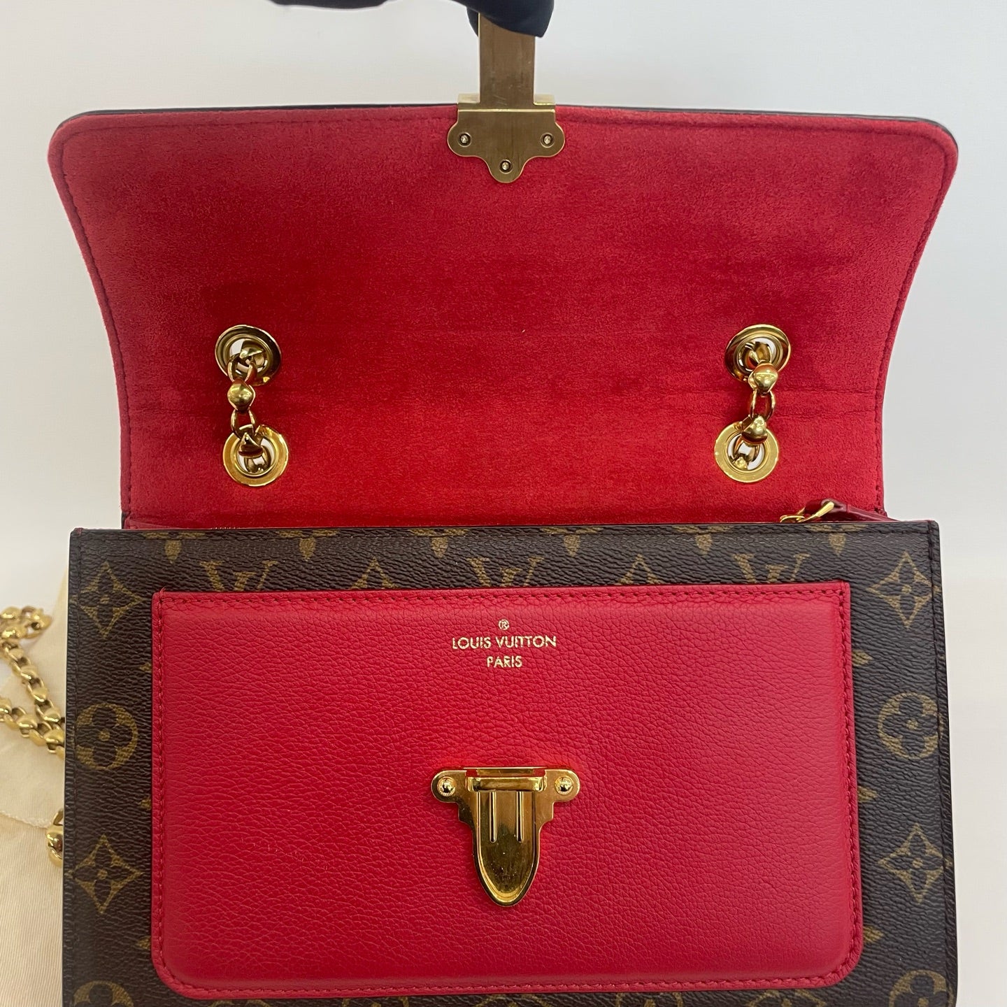 Louis Vuitton - Victoire - Leather - Multicolour - (medium)
