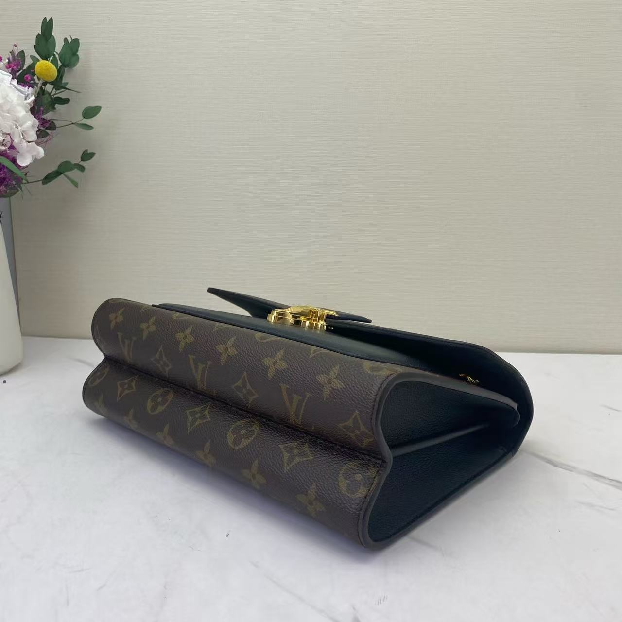 Louis Vuitton - Victoire - Monogram canvas and leather - Brown and Black with Gold-Tone Hardware - (medium)