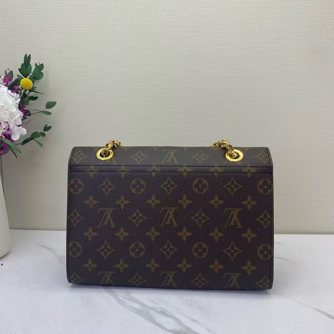 Louis Vuitton - Victoire - Monogram canvas and leather - Brown and Black with Gold-Tone Hardware - (medium)