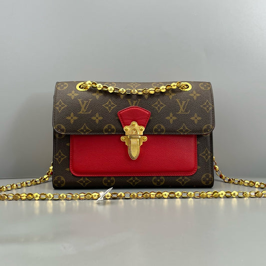 Louis Vuitton - Victoria Chain Bag - Leather - Red - (medium)