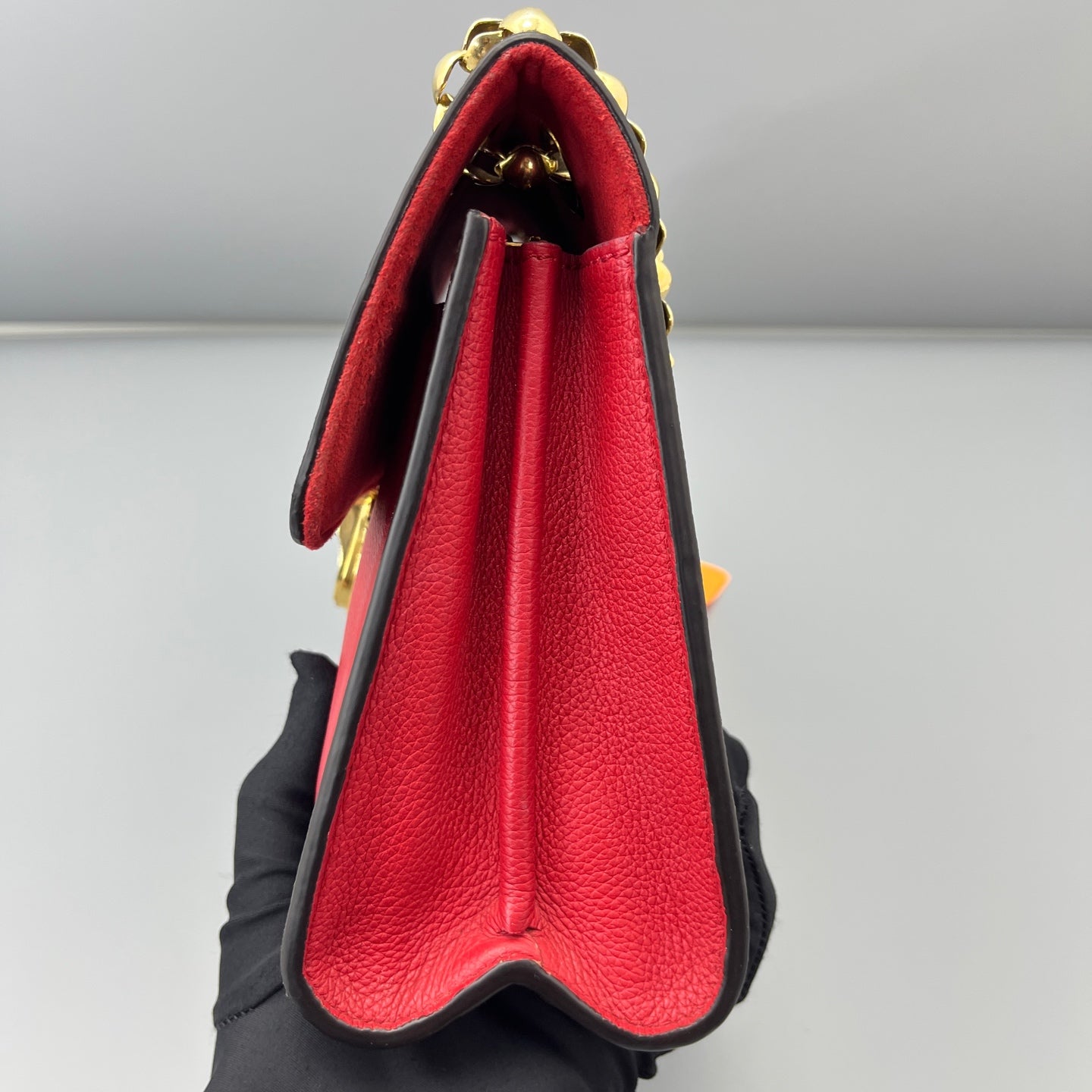 Louis Vuitton - Victoria Chain Bag - Monogram coated canvas and leather - Brown and Red - (Medium)