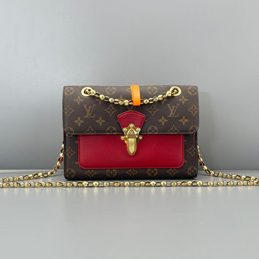 Louis Vuitton - Victoria Chain Bag - Monogram coated canvas and leather - Brown and Red - (Medium)