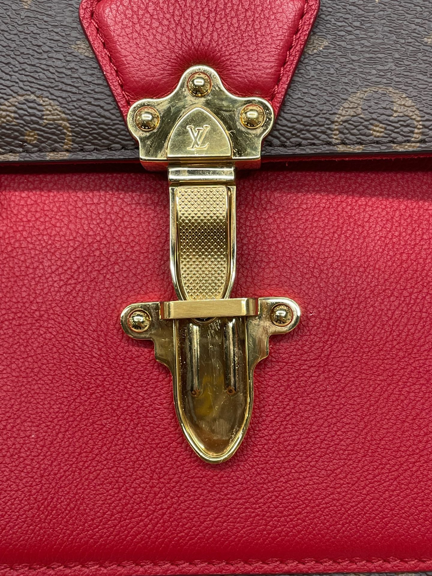 Louis Vuitton - Victoria - Leather - Multicolour - (medium)