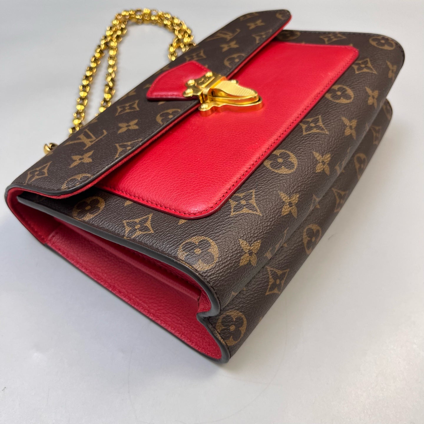 Louis Vuitton - Victoria - Synthetic - Multicolour - (medium)