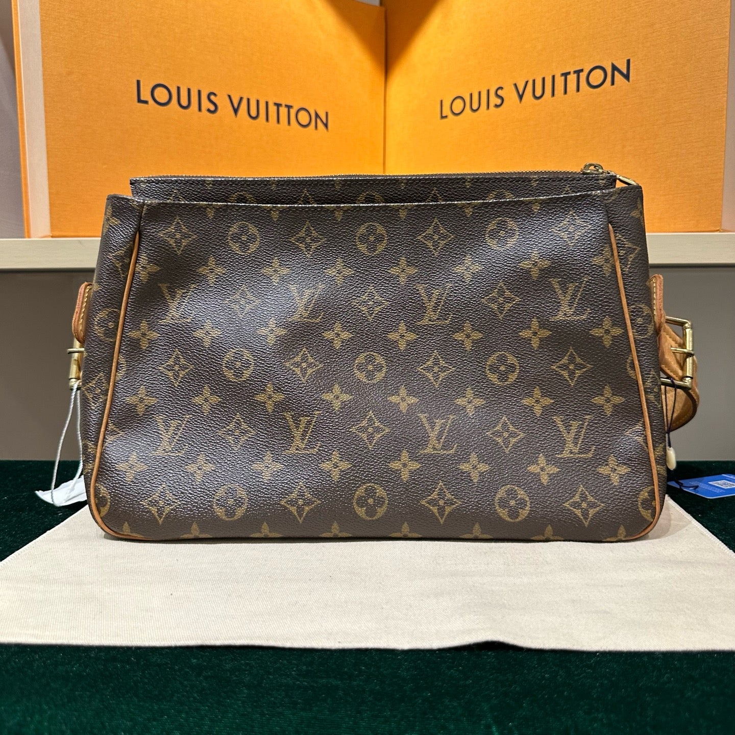 Louis Vuitton - Viva-Cité MM - Monogram coated canvas with Vachetta leather trim - Brown - (medium)