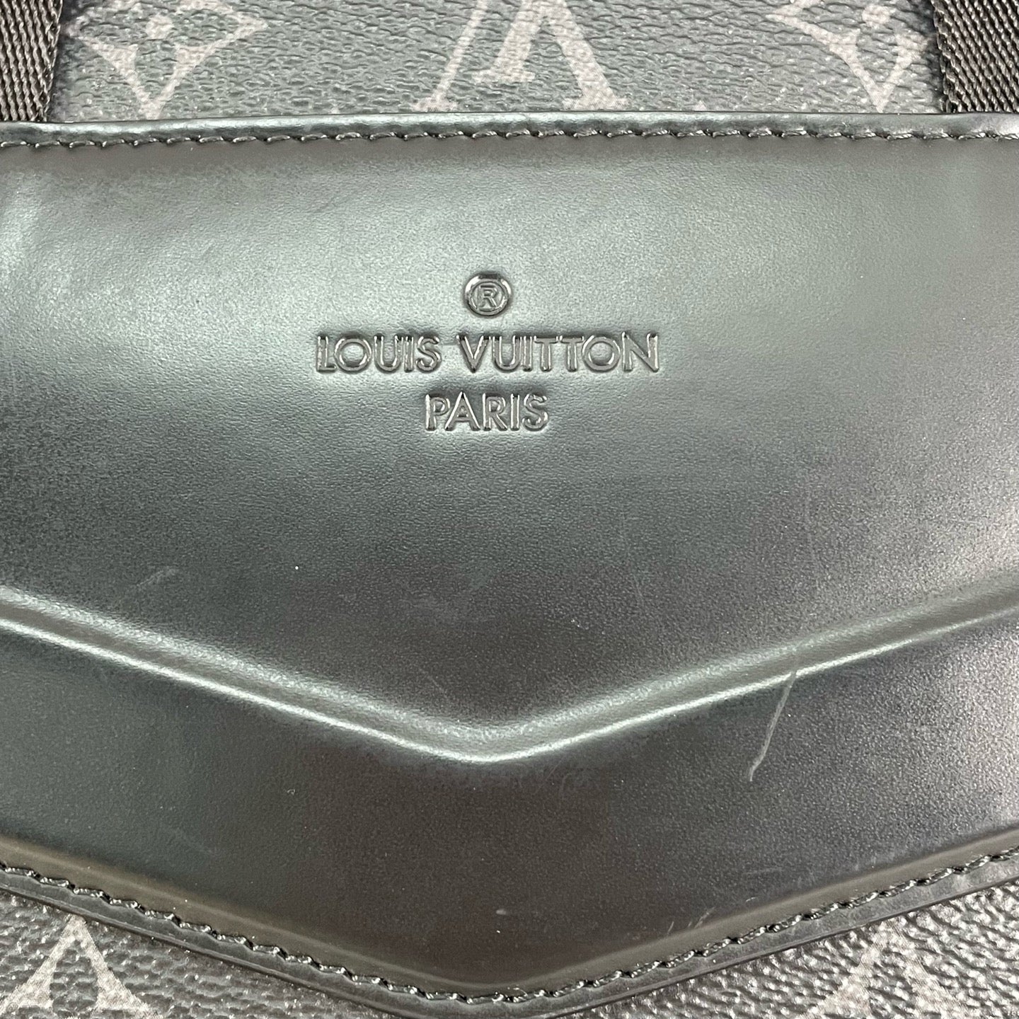 Louis Vuitton - Voyager - Leather - Black - (medium)
