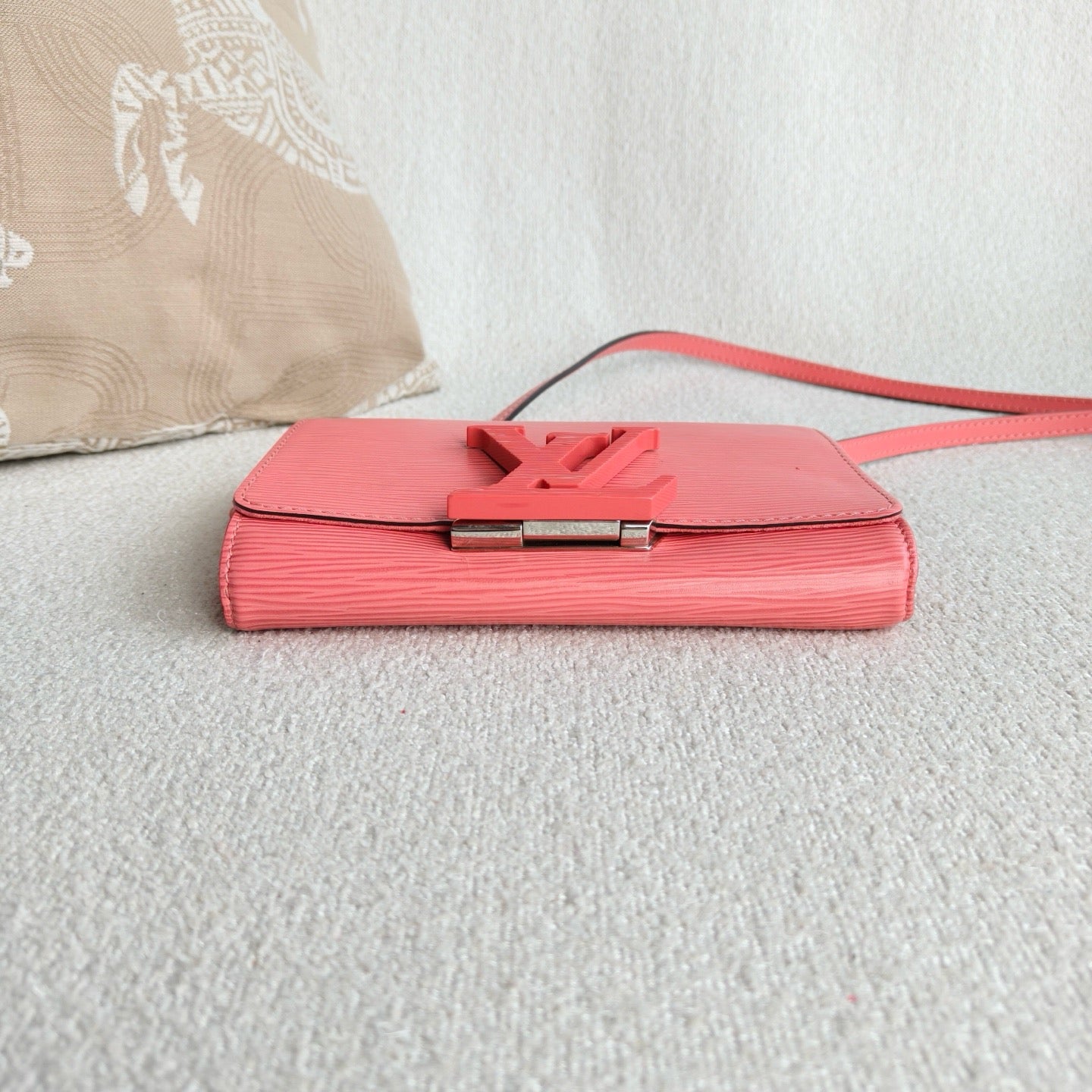 Louis Vuitton - Wallet on Chain (WOC) - Epi leather - Pink - (mini)