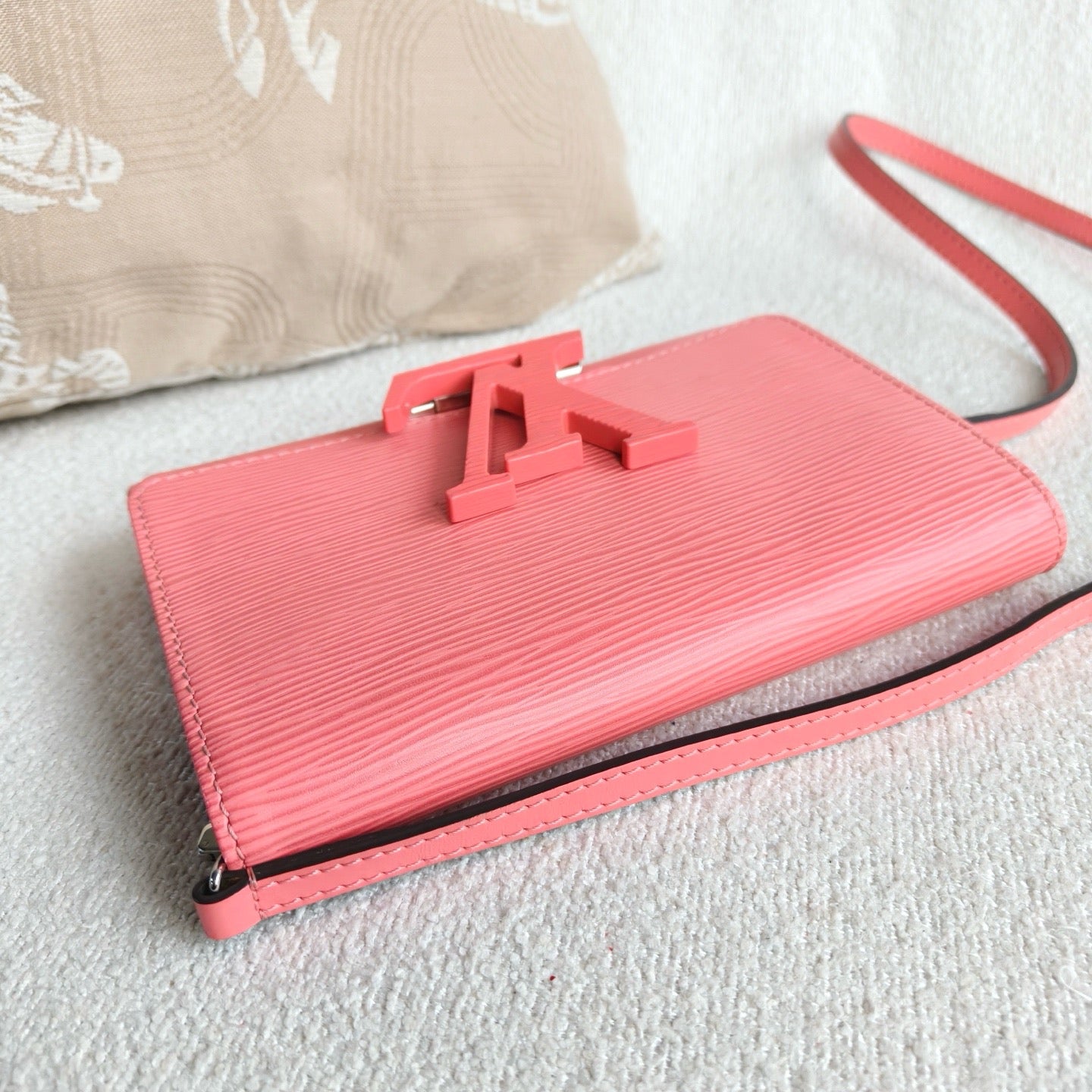 Louis Vuitton - Wallet on Chain (WOC) - Epi leather - Pink - (mini)
