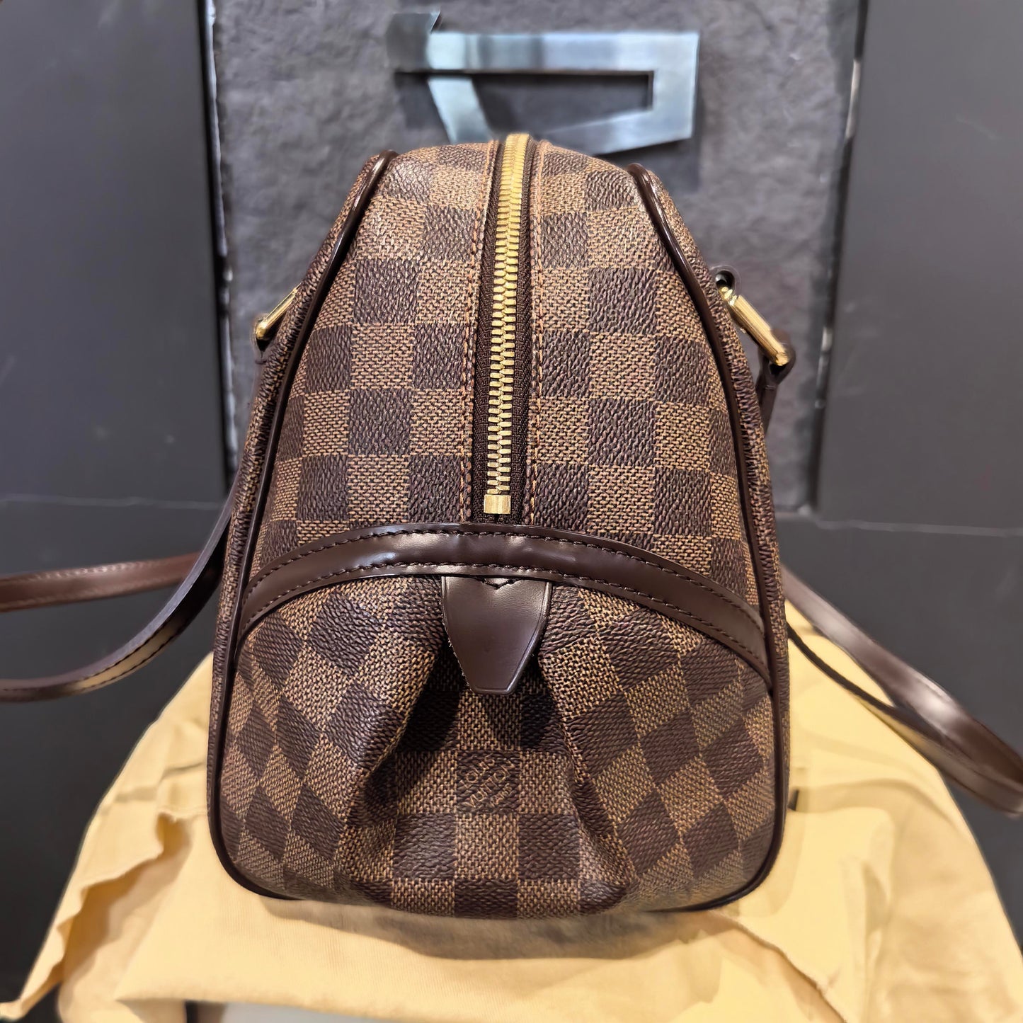 Louis Vuitton - Westminster - Cloth - Brown - (medium)