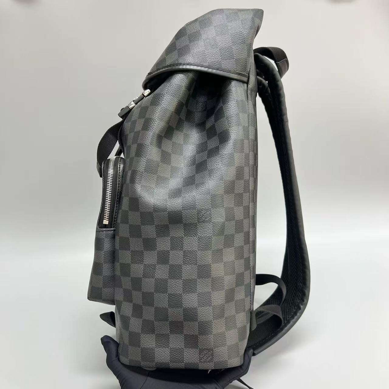 Louis Vuitton - Zack - Damier Graphite coated canvas with leather trim - Black - (Large)