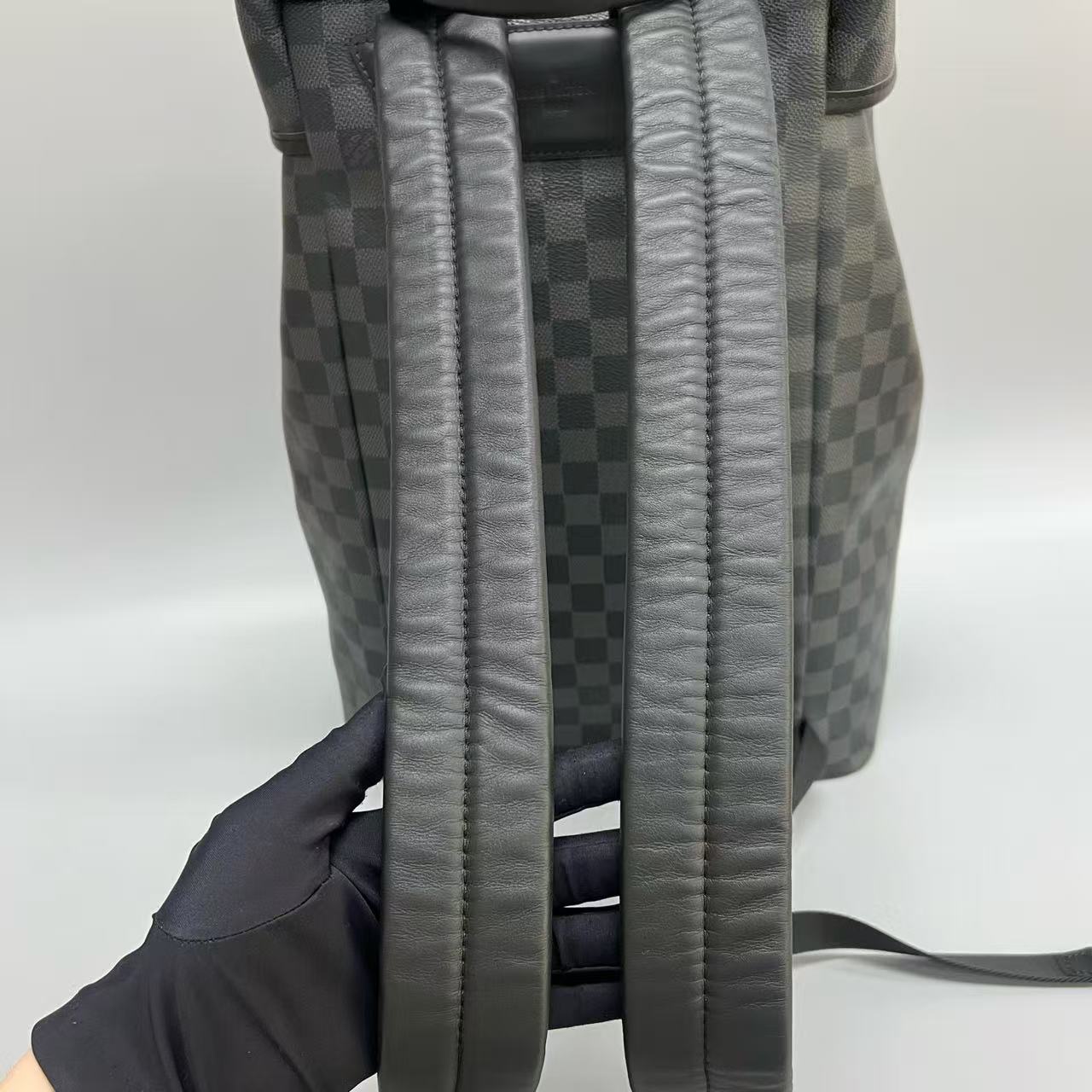 Louis Vuitton - Zack - Damier Graphite coated canvas with leather trim - Black - (Large)