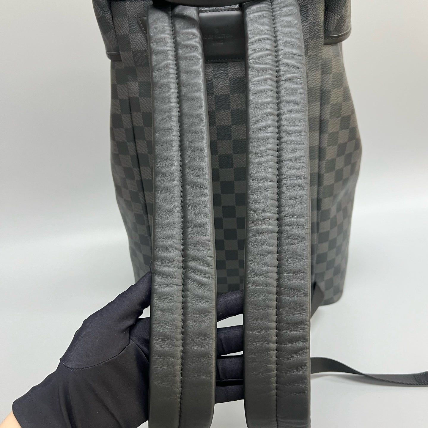 Louis Vuitton - Zack - Synthetic - Black - (large)